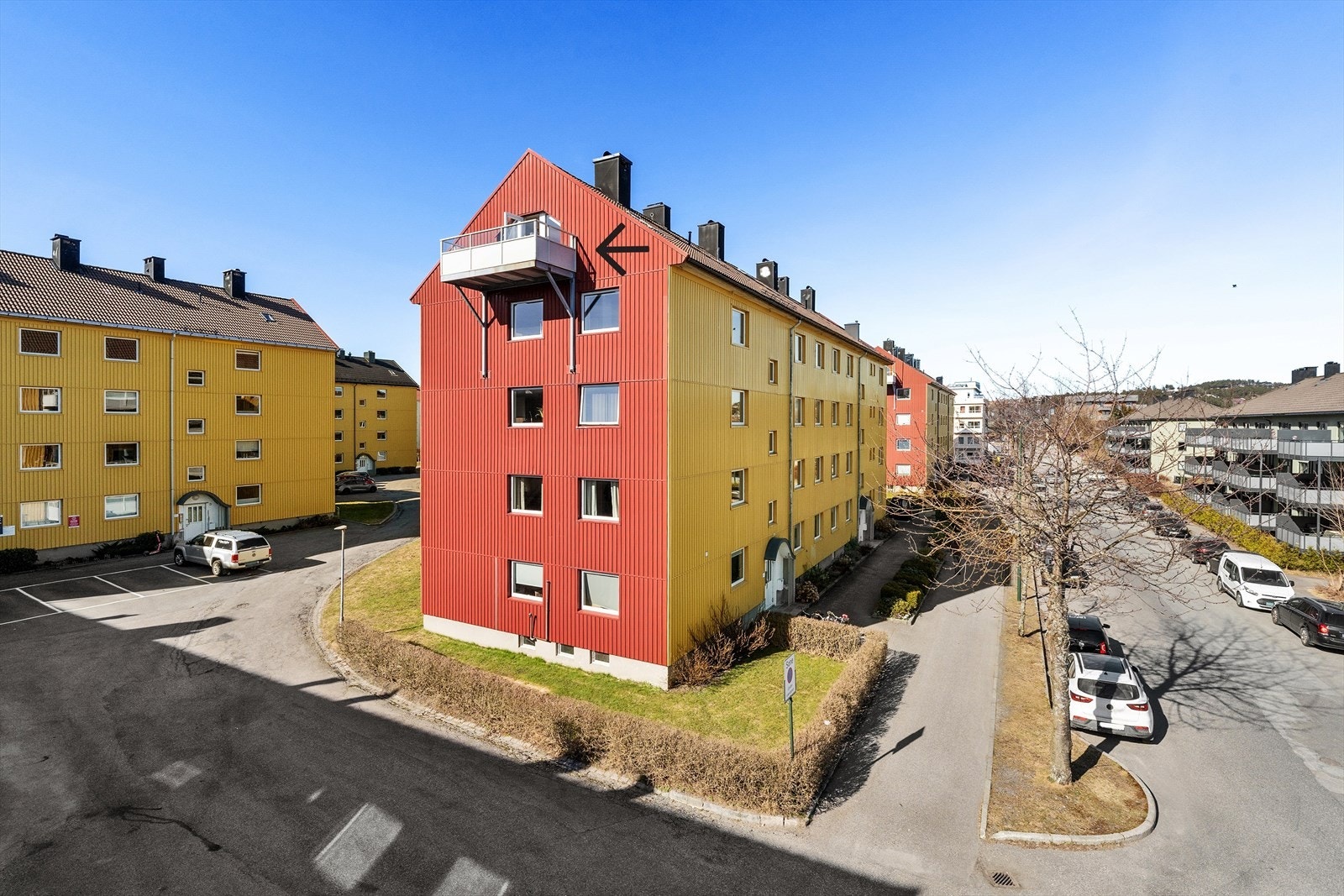 Topp- og endeleilighet med svært sentral beliggenhet på Lund. Galleribilde