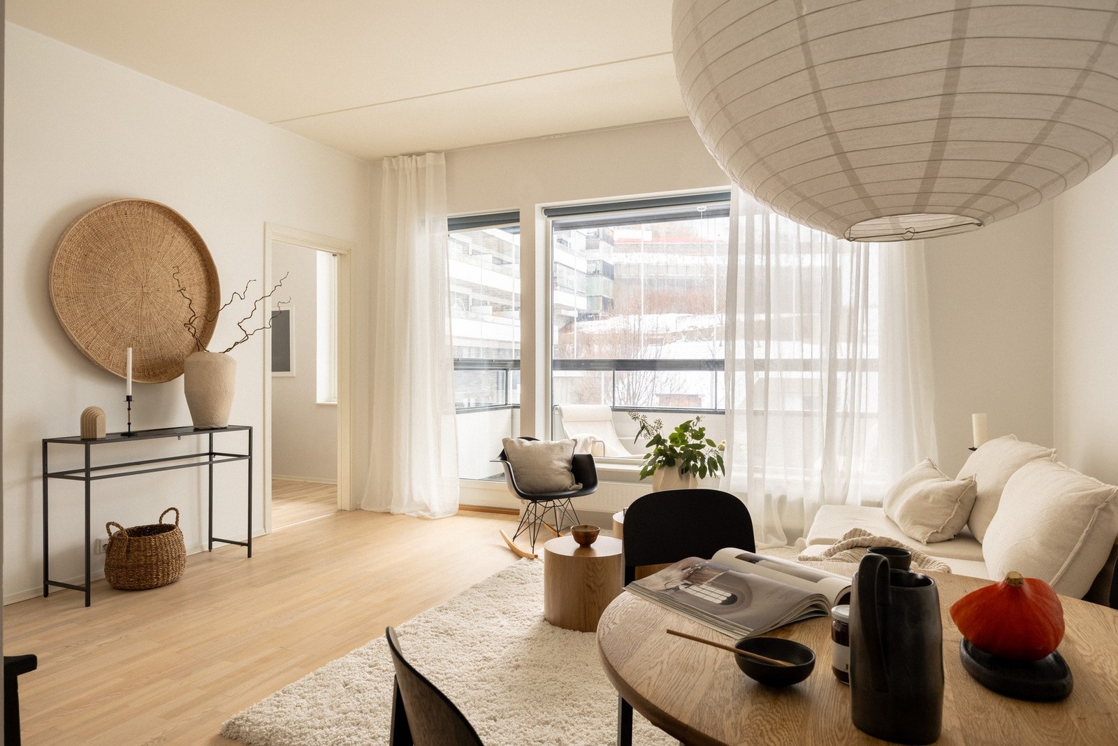 Freserveien 27 presenteres av Mekleriet ved Torvan Shokri. Galleribilde