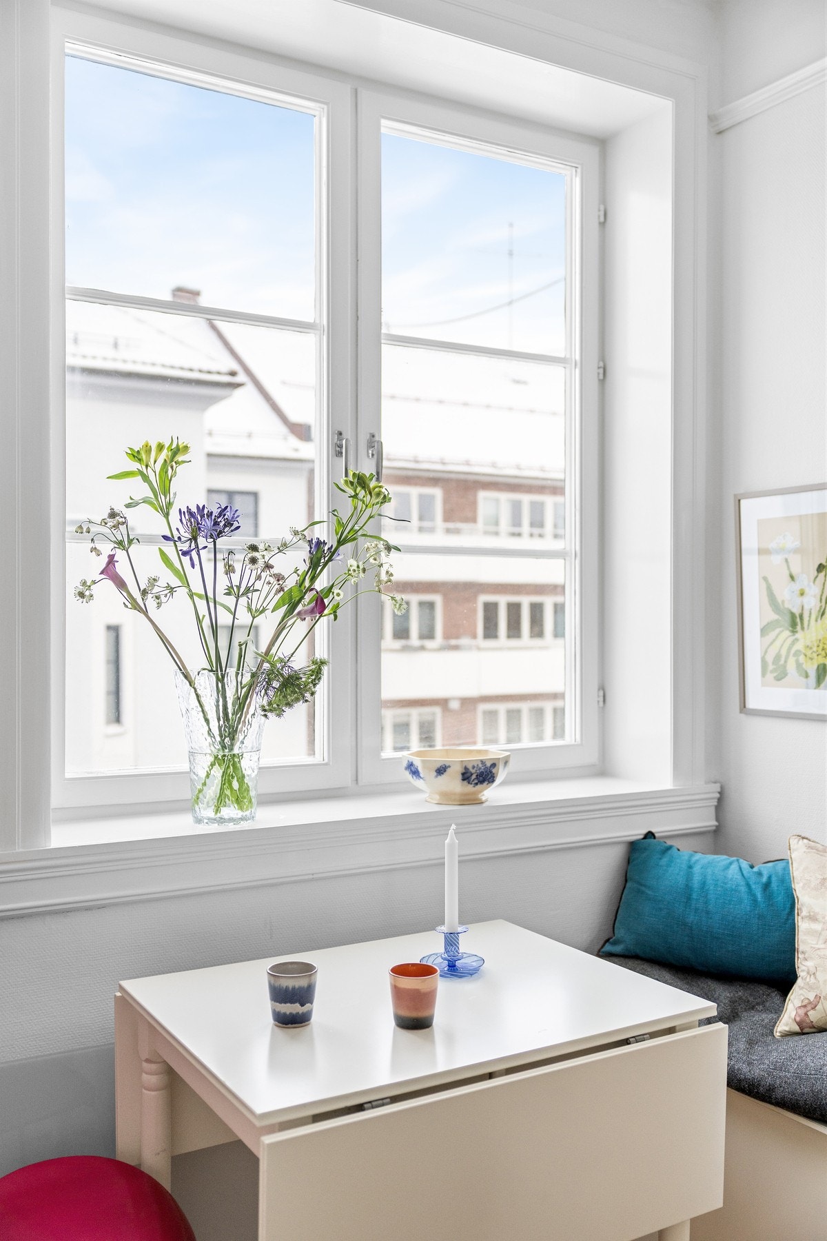 Spiseplass med pent utsyn. Godt med lysinnslipp. Galleribilde