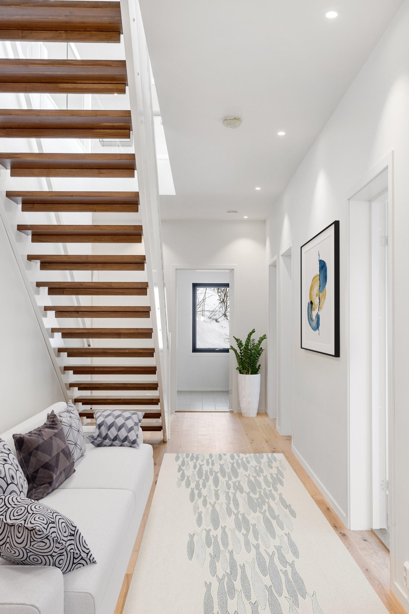 Hall/trapp ned til u-etg Galleribilde