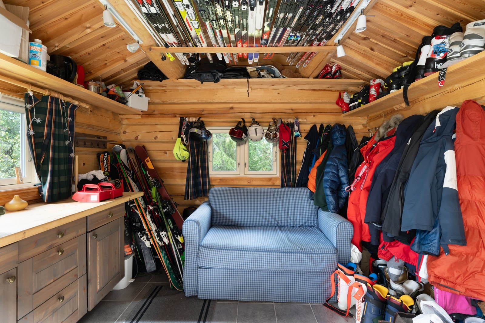 Isolert utebod med plass til litt av hvert! Galleribilde