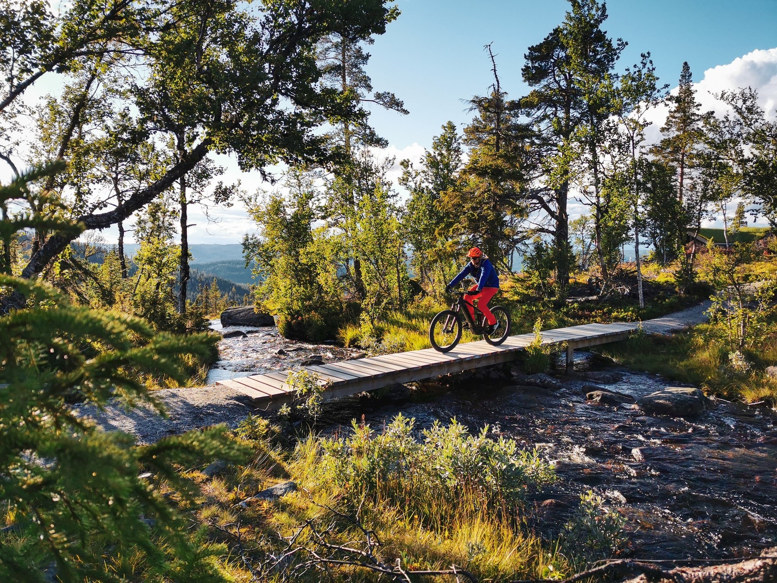 Stisykling er godt tilrettelagt i Nesfjellet og Nesbyen ellers. Foto; Lars Storheim. Galleribilde