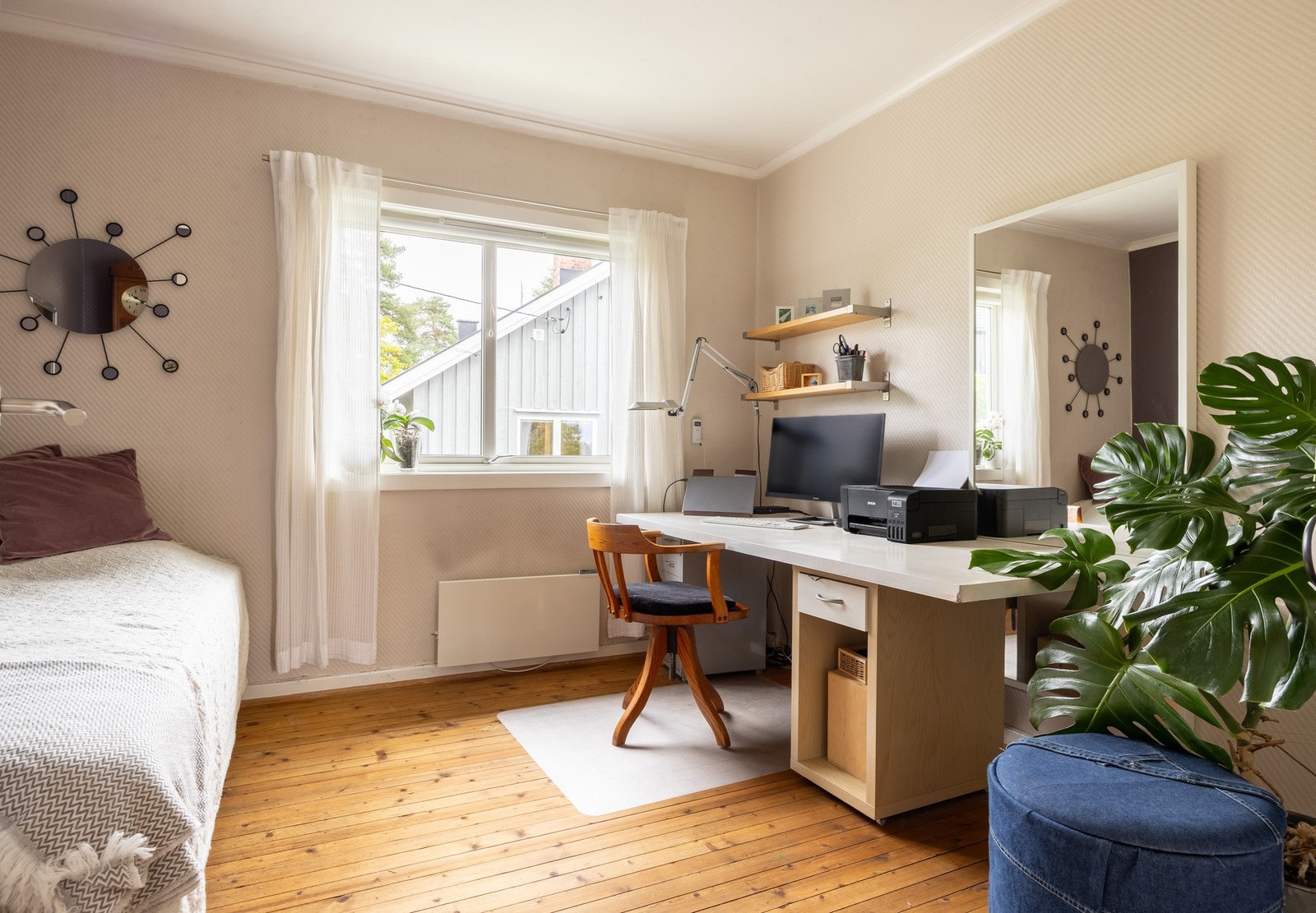 Boligens andre soverom i 1. etasjen. Galleribilde