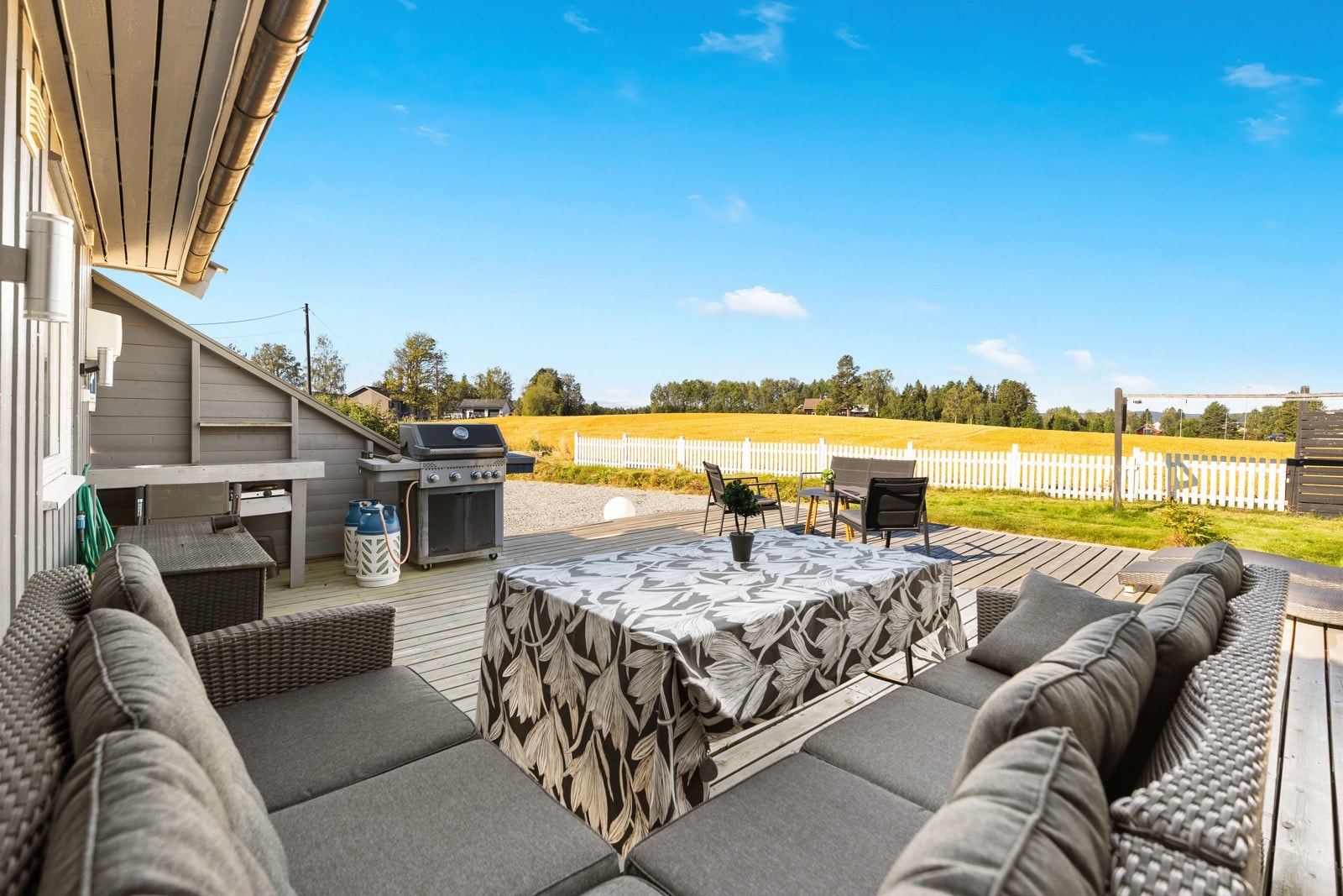 Fin utsikt uten innsyn. Galleribilde