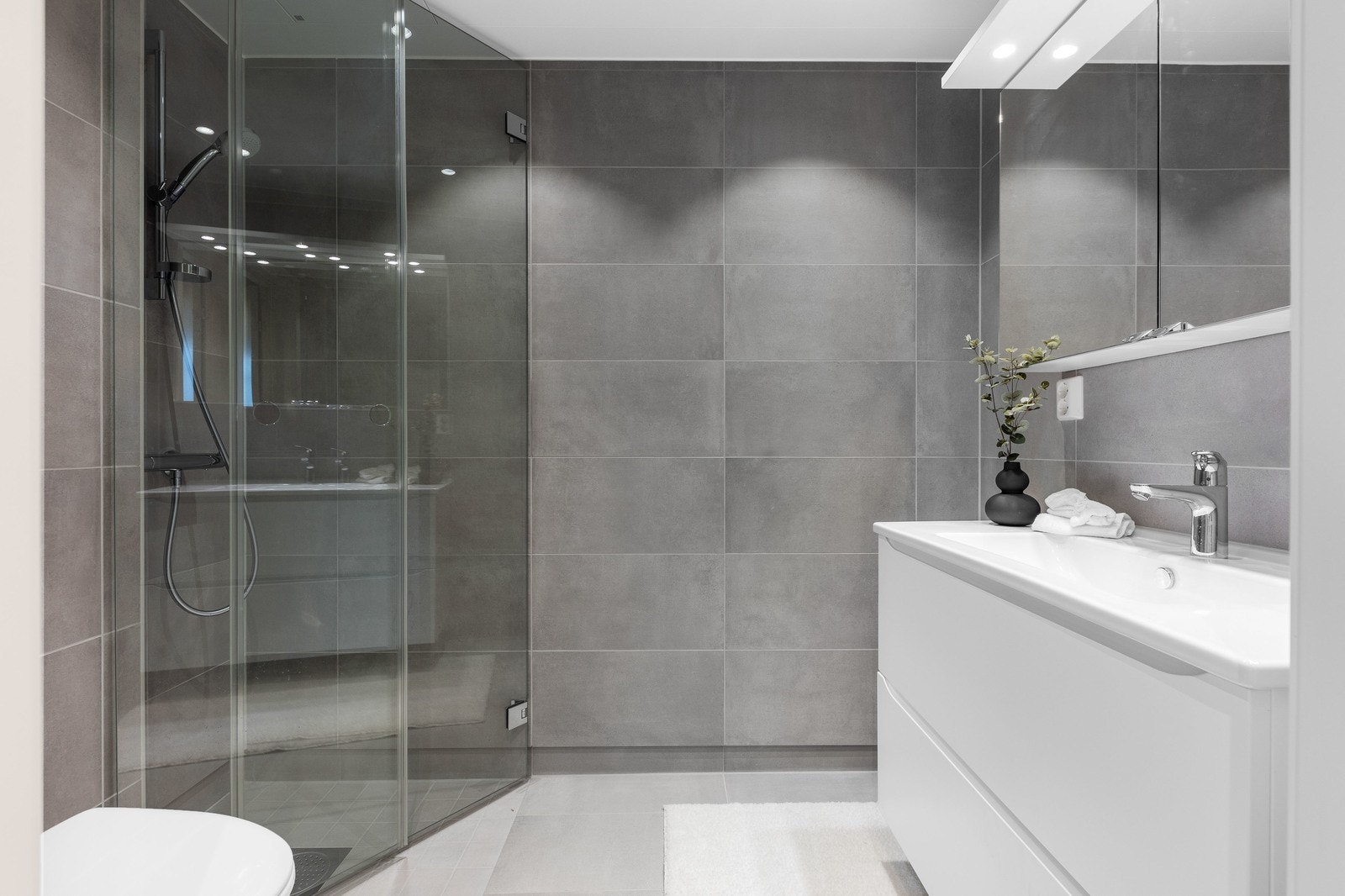 Komplett bad nr. 2 Galleribilde