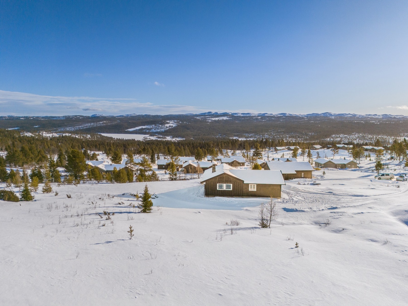 Området har et familievennlig turterreng. Her kan en gå korte eller lange turer i forskjellige runder. Galleribilde