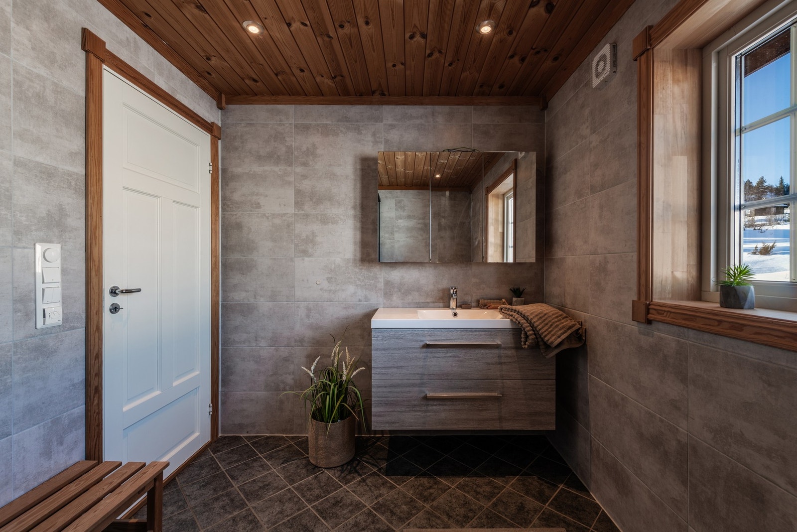 Badet ble etablert i 2016, og fremstår som moderne. Galleribilde