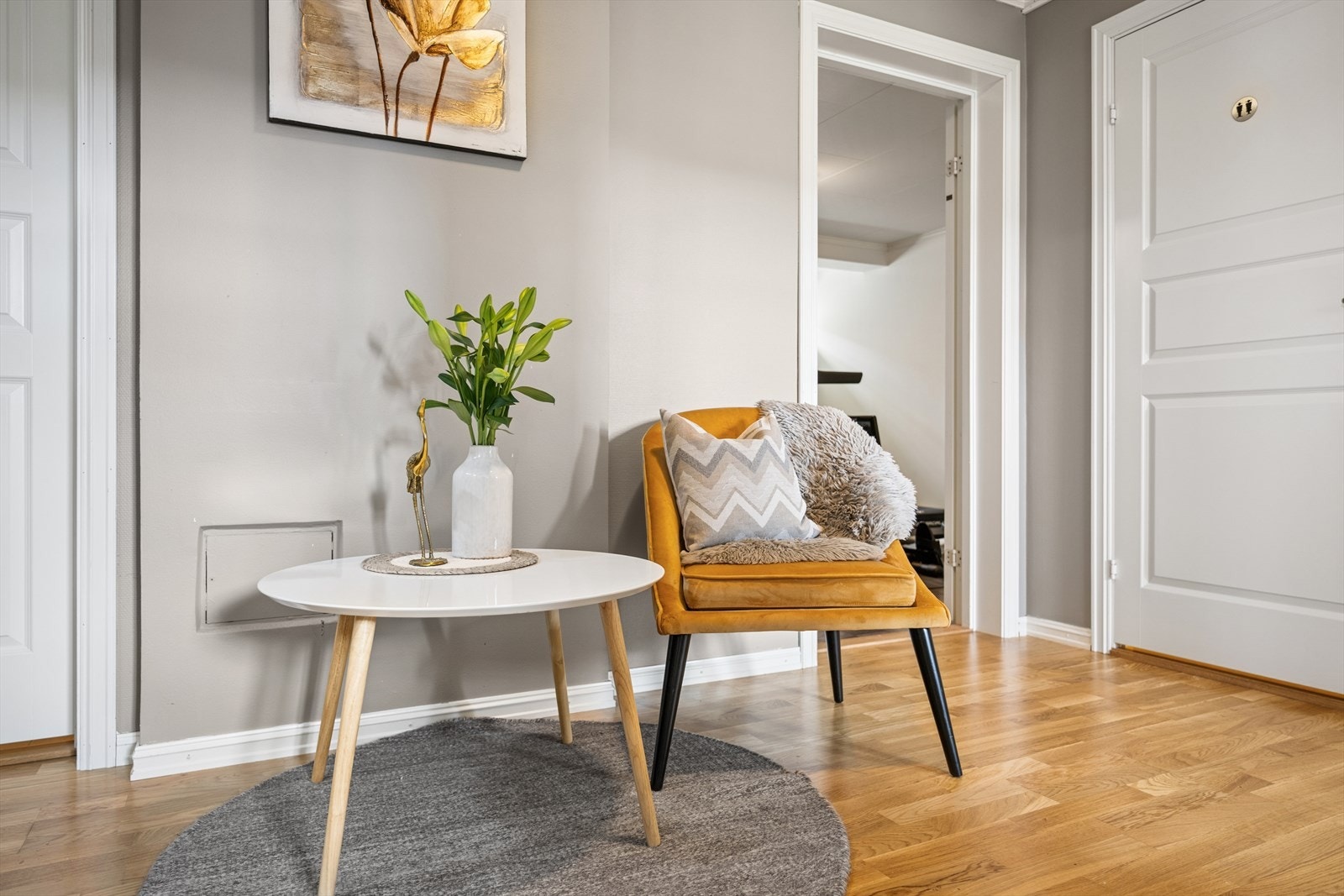 Hall i u.etg. Galleribilde