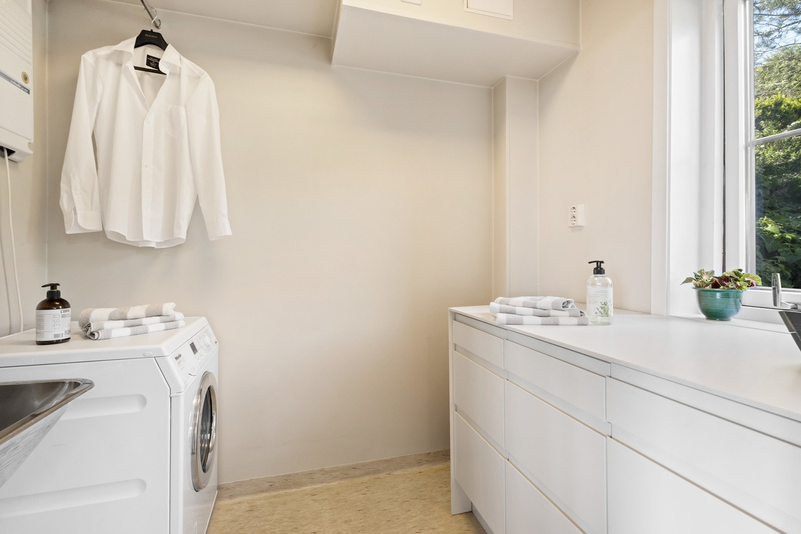 Eget praktisk vaskerom Galleribilde