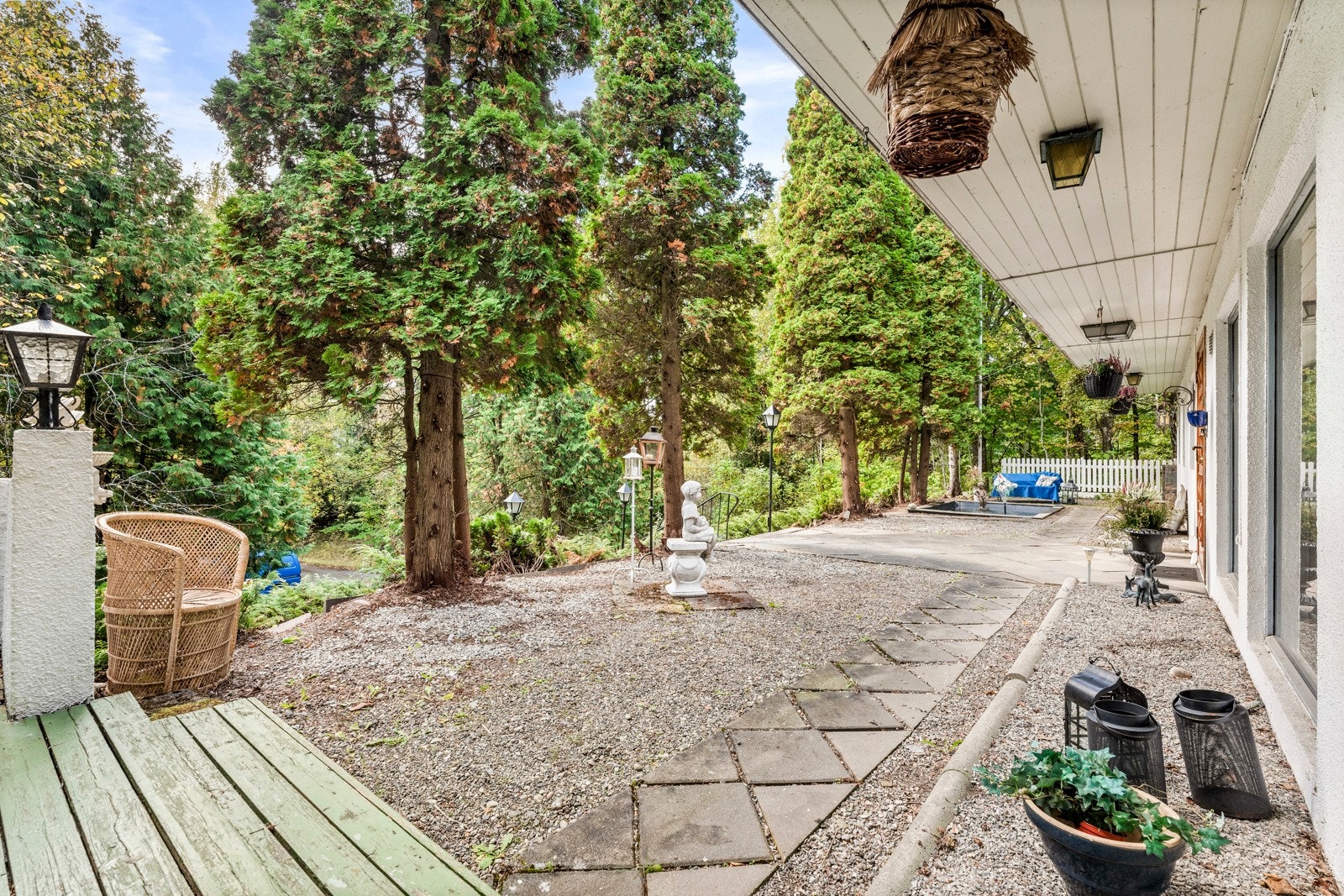 Innholdsrikt inngangsparti Galleribilde