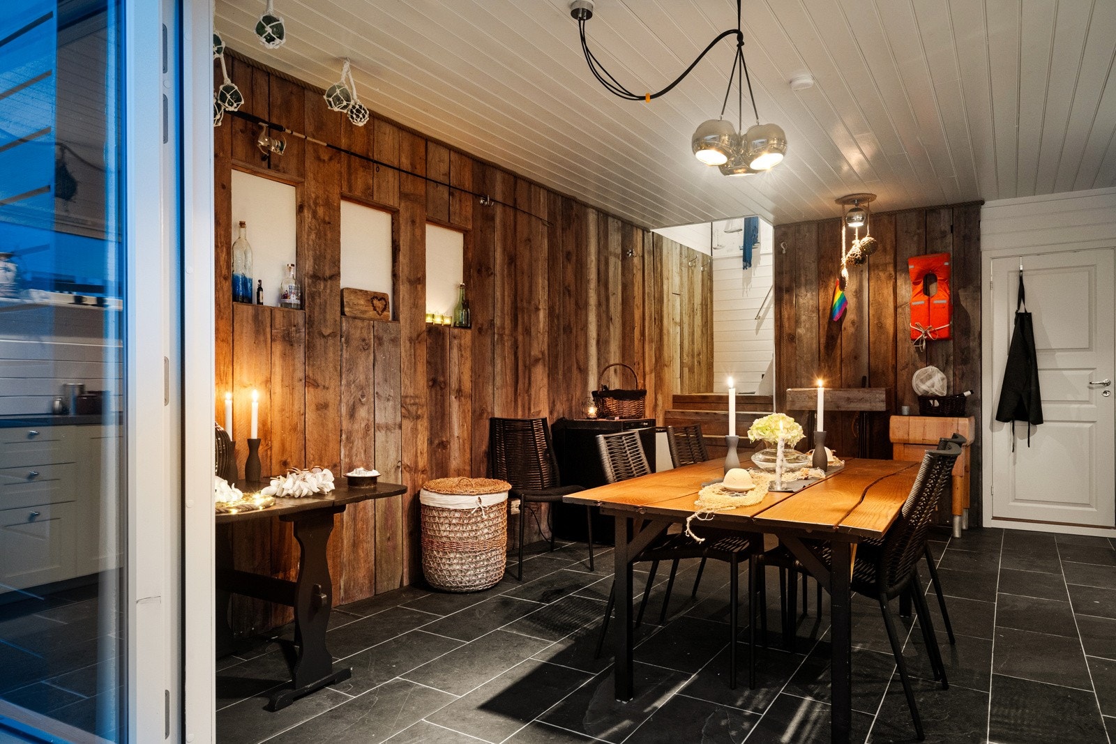 Naustet har elektriske varmekabler. Galleribilde