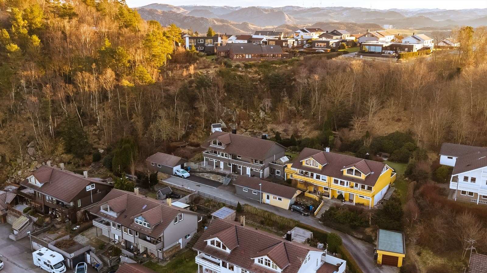 Beliggenheten er ideell for familier, i trygge, naturskjønne omgivelser Galleribilde