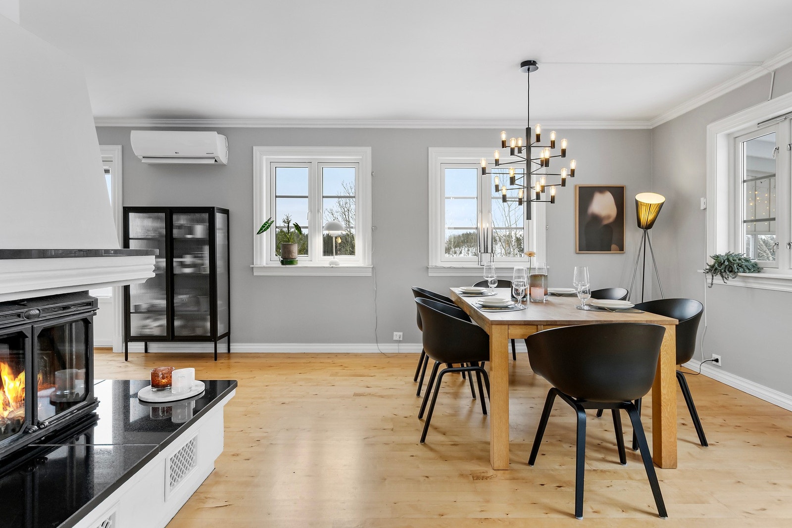 Det er luft-til-luft varmepumpe Galleribilde