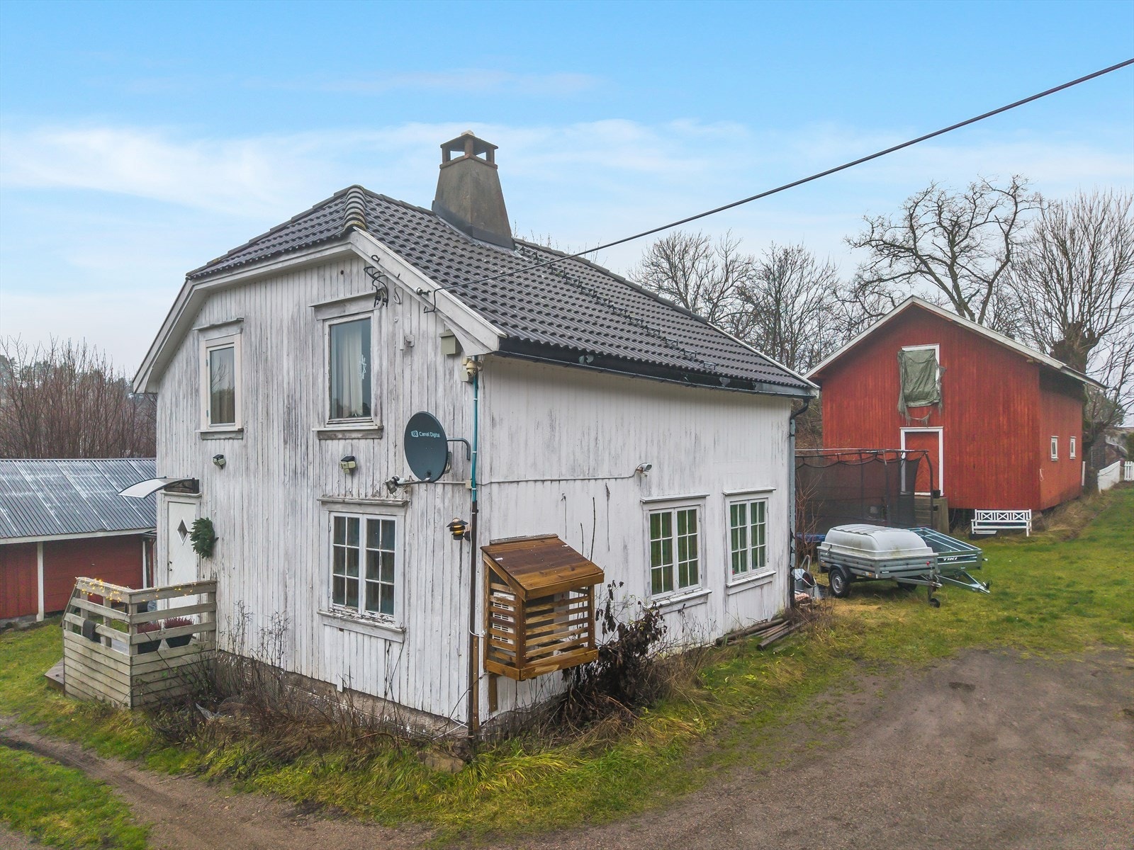 Frittstående enebolig med behov for oppgradering. Galleribilde