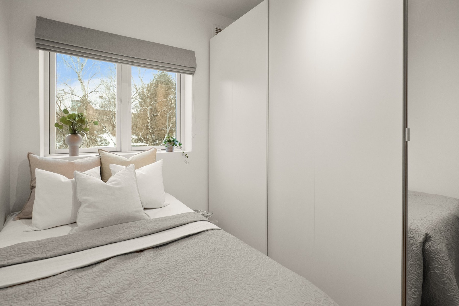 Nye vinduer, fyring og varmtvann inkludert i fellesutgiftene. Galleribilde