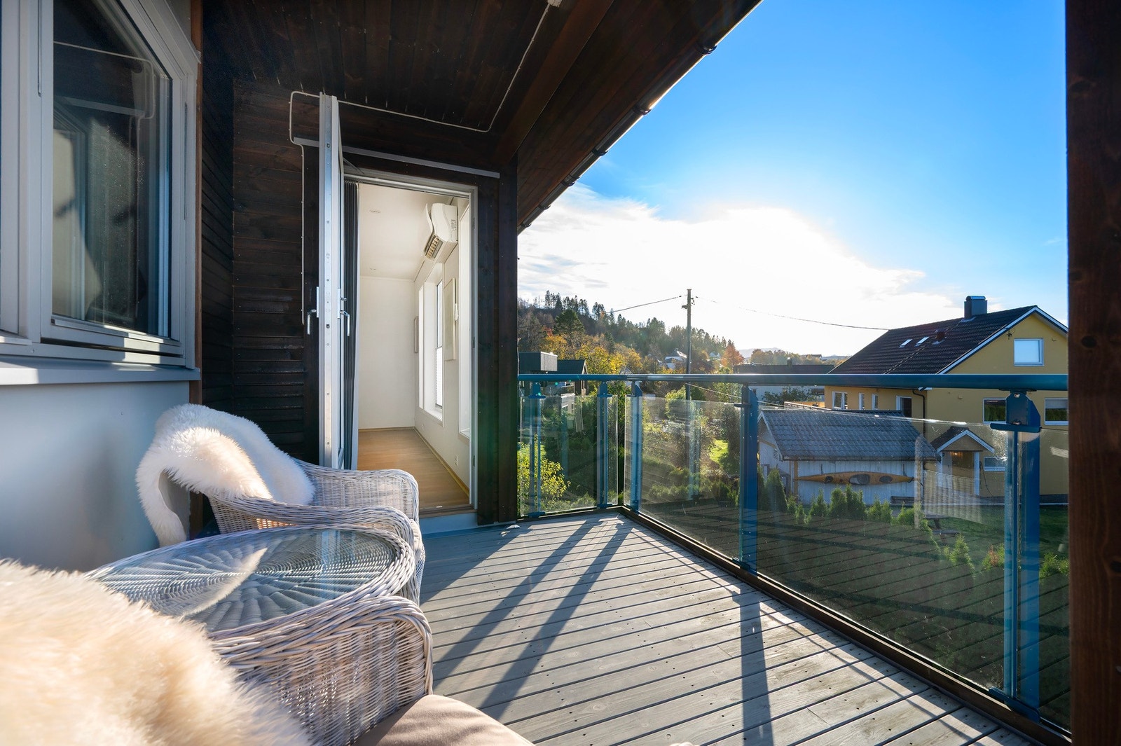 Lys og trivelig 3-roms leilighet i 2. etasje. Galleribilde