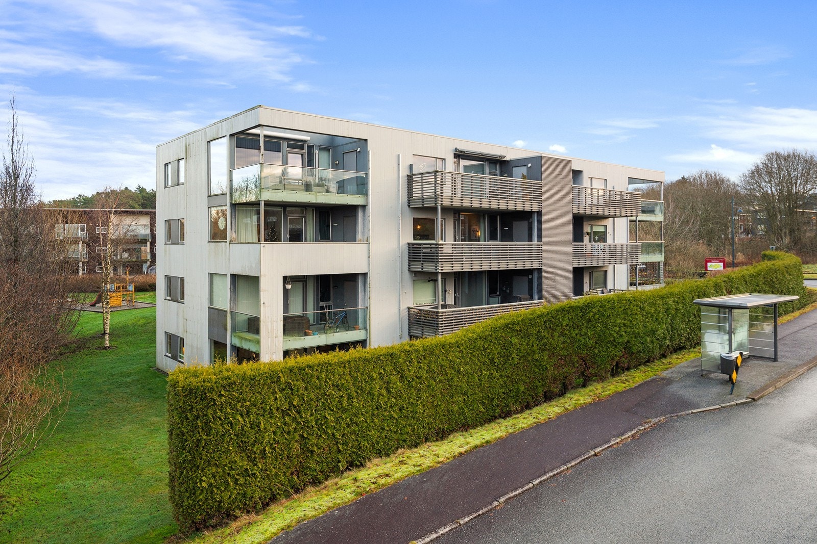 Velkommen til Brattholen 2.Sentral og attraktiv beliggenhet på Smeaheia. Galleribilde