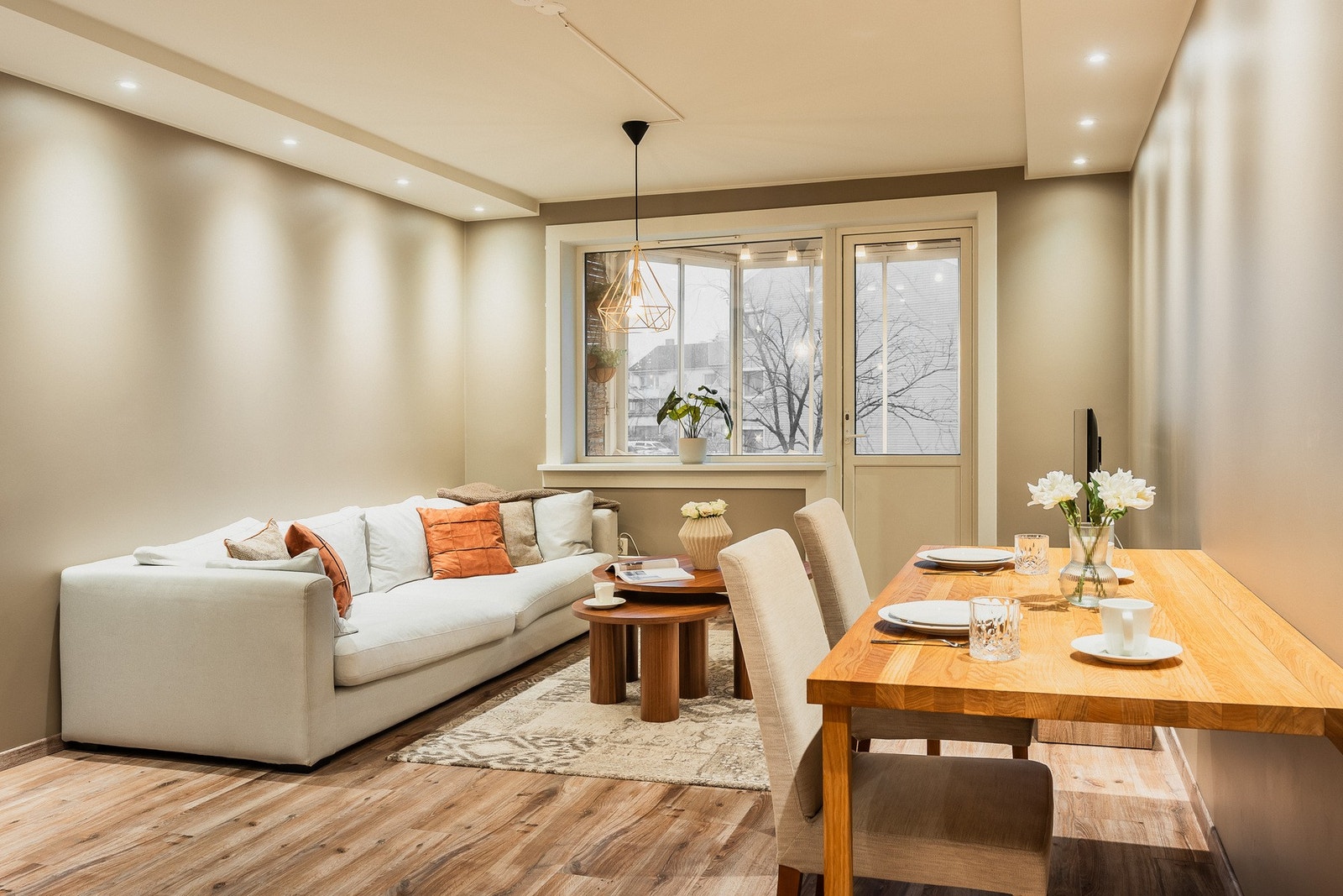 Lambertseterveien 51 presenteres av Adam Warsame v/Boa Eiendomsmegling Nordstrand Galleribilde