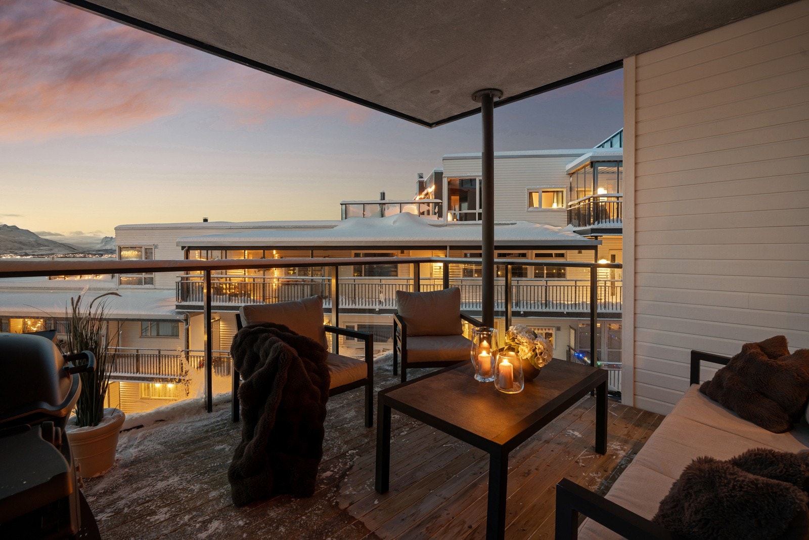 Overbygd balkong sikrer deg bruksmuligheter året rundt! Galleribilde