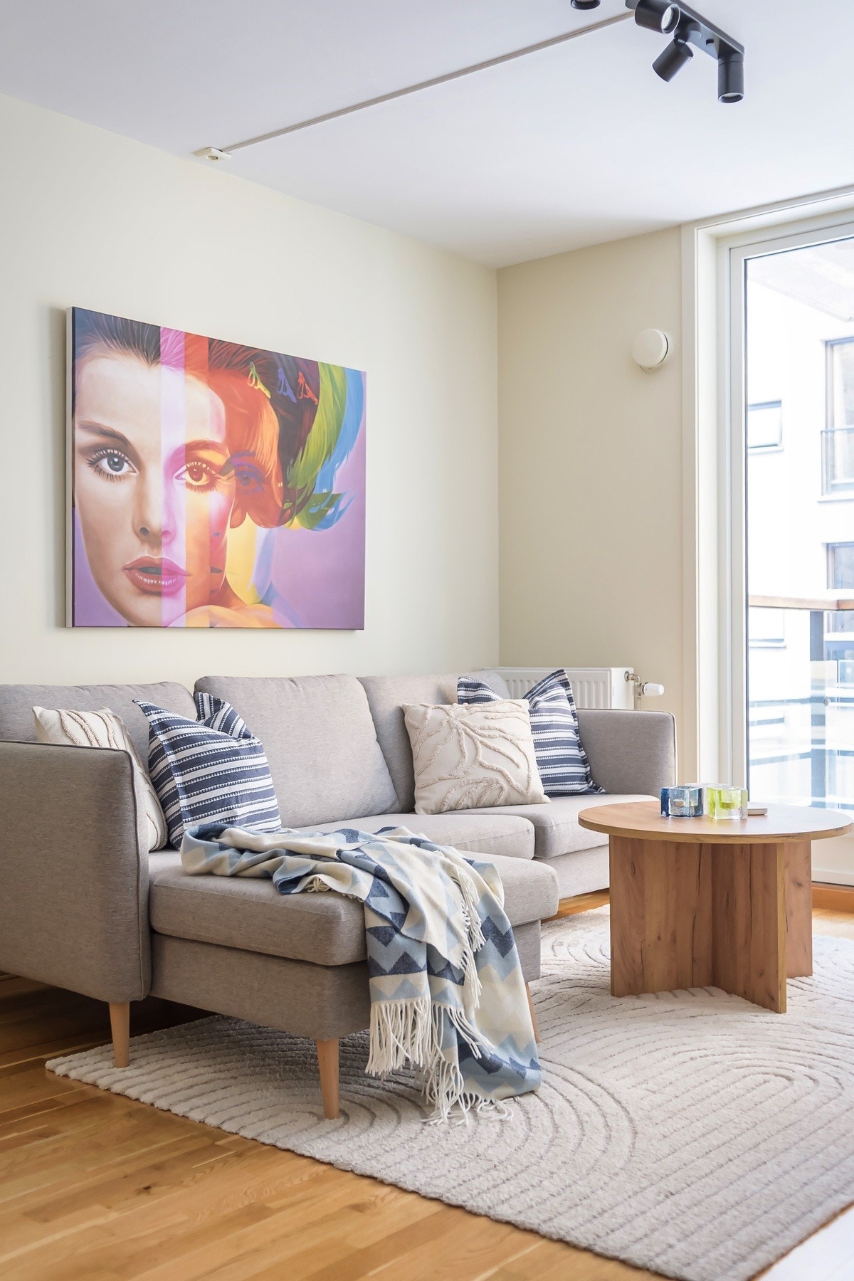 Fra stuen er det direkte tilkomst til en herlig balkong Galleribilde