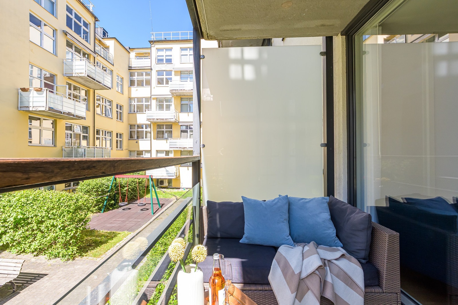 Her kan man nyte fine sommerdager Galleribilde