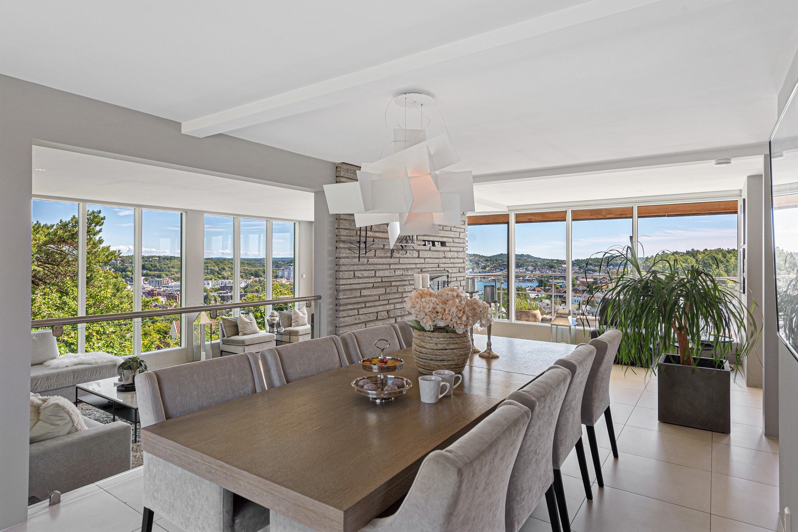 God plass til et hyggelig måltid både morgen... Galleribilde