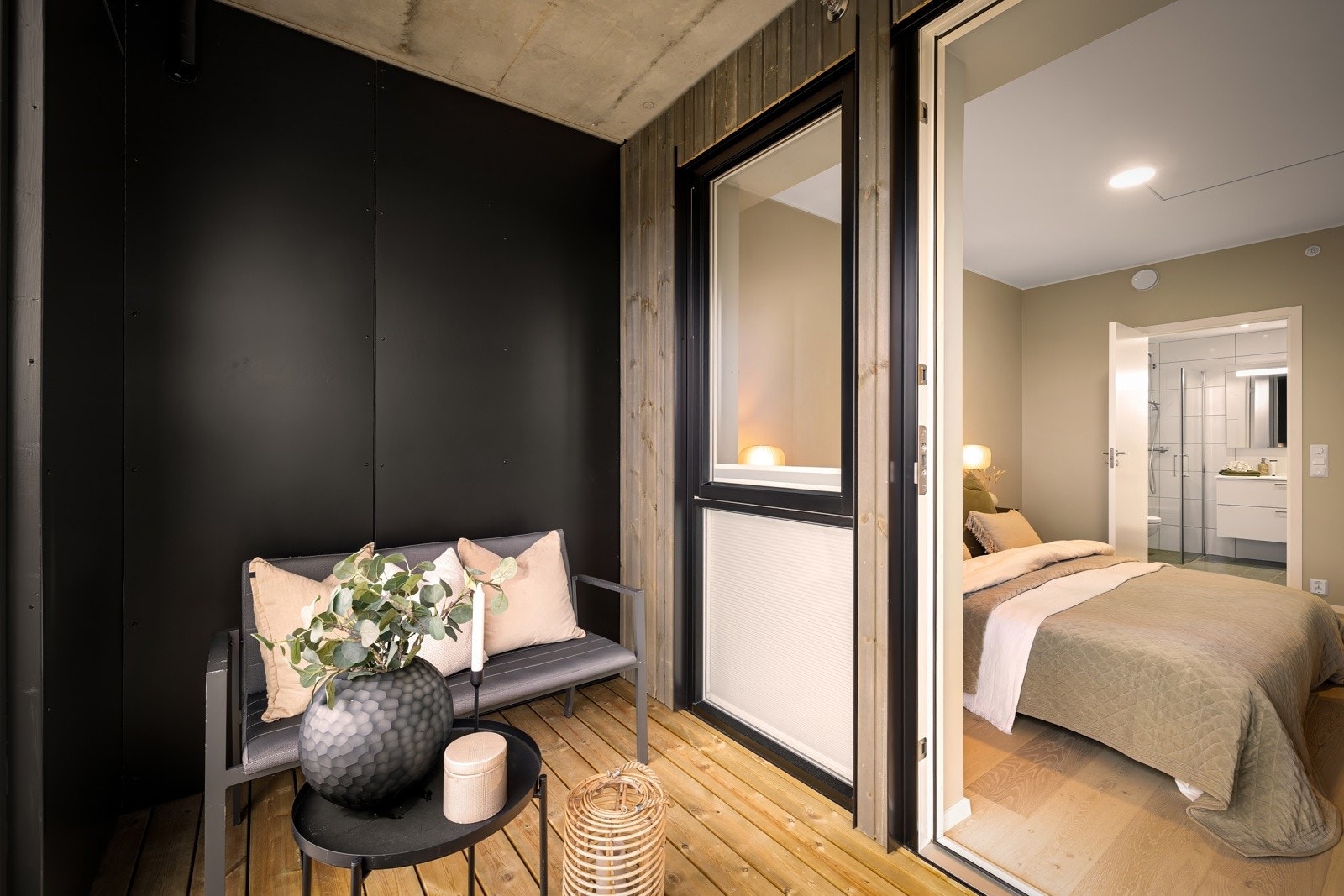 - Privat og innglasset balkong på 6 m2, som kan brukes året rundt - Galleribilde