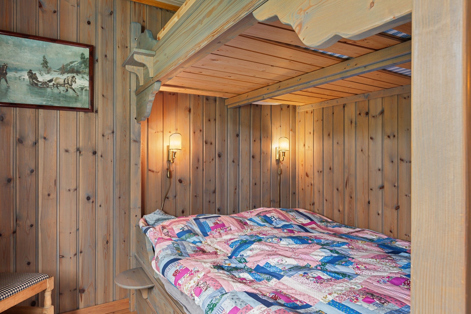 Soverom 2 innredet med en dobbel køyeseng med plass til 4 personer. Galleribilde