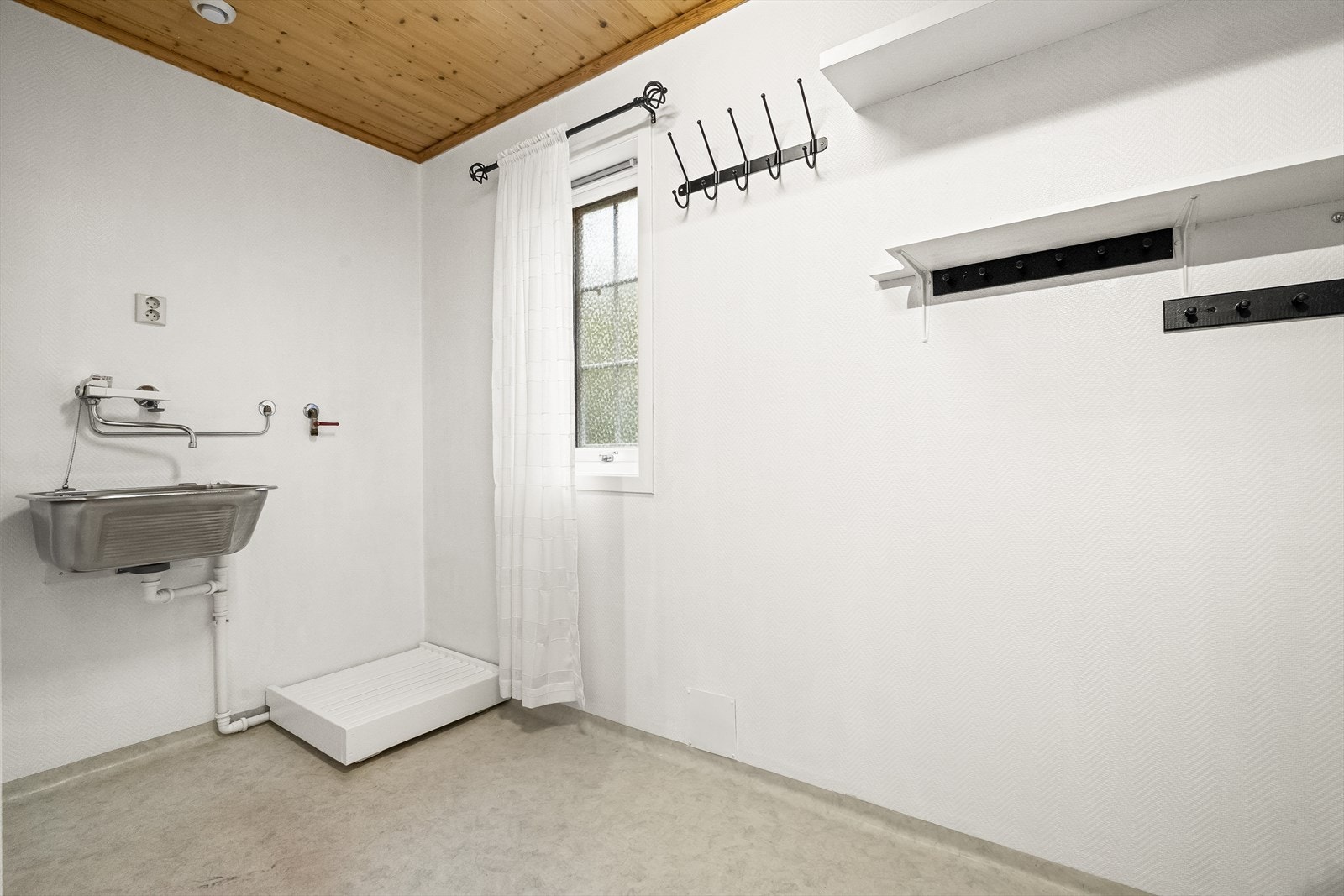 Bod/ vaskerom Galleribilde