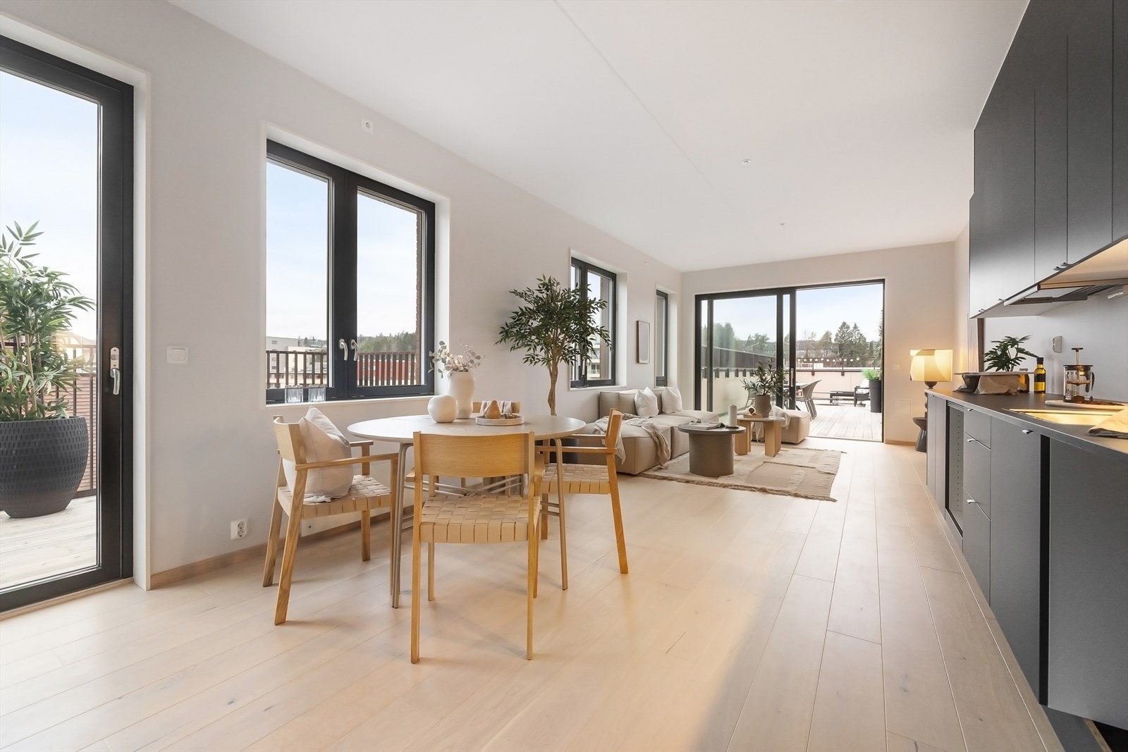 Velkommen til Rådmann Paulsens gate 44 - Presentert av Aleksander Myrvold v/ Nordvik bolig. Foto: Trond Walsø/Margrethe Madsbakken Galleribilde