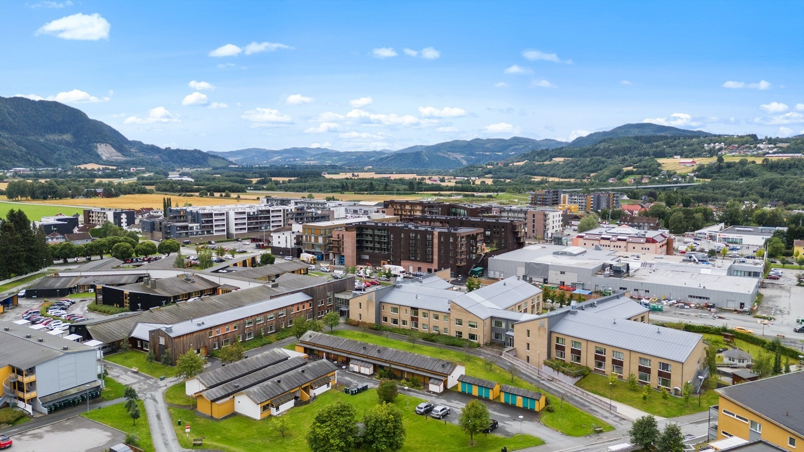 Oversiktsbilde av Melhus sentrum Galleribilde