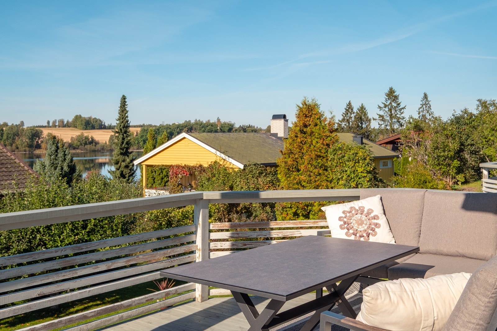 Upåklagelig utsikt fra terrassen. Galleribilde