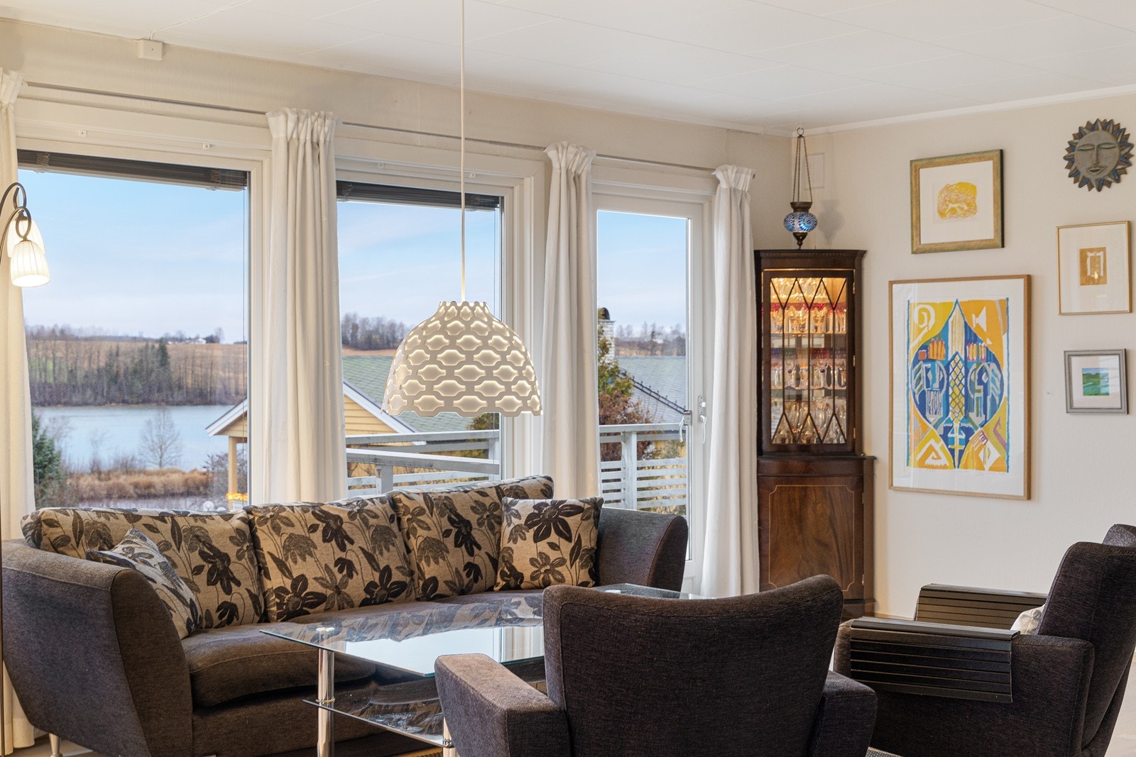 Stuen med flott utsikt mot Glomma. Galleribilde