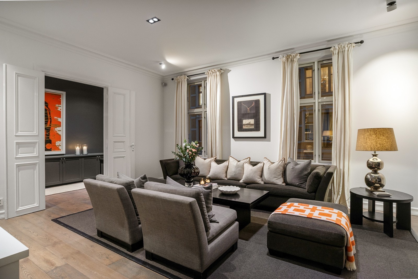 Oppgradert LED-belysning i alle himlinger i 2024 (blant annet 20 eksklusive lamper fra Light point) Galleribilde