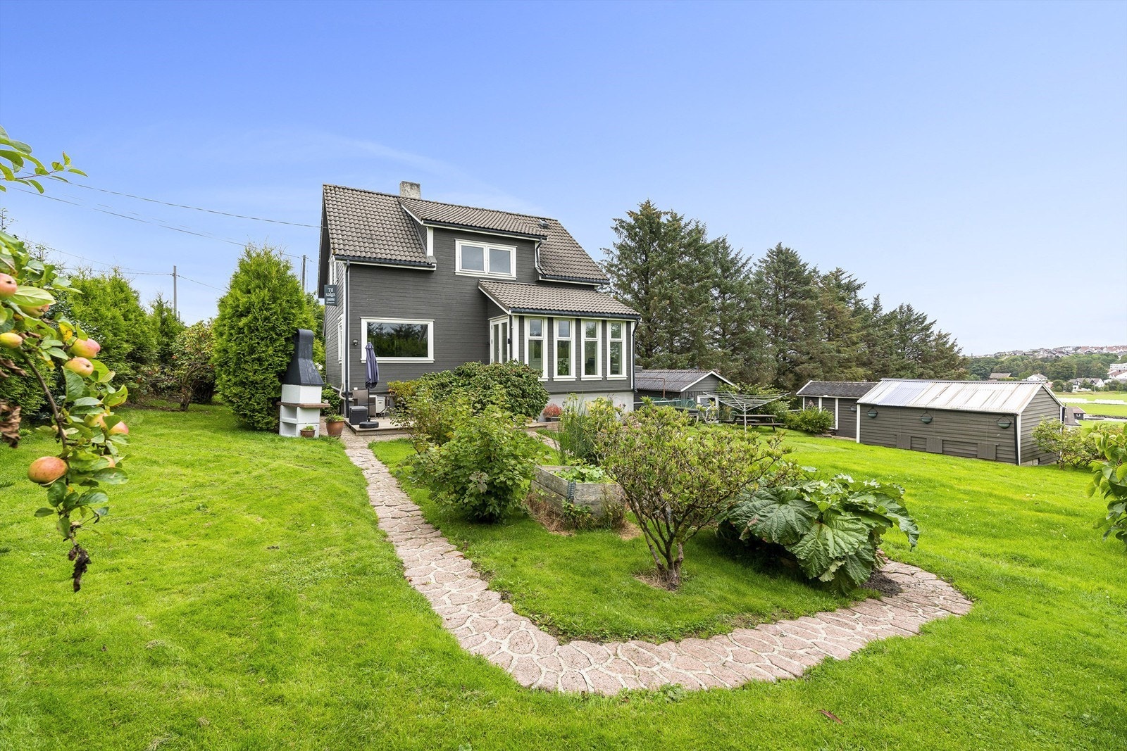 Lene Hviding v/Krogsveen Stavanger, presenterer Randabergveien 259. Galleribilde