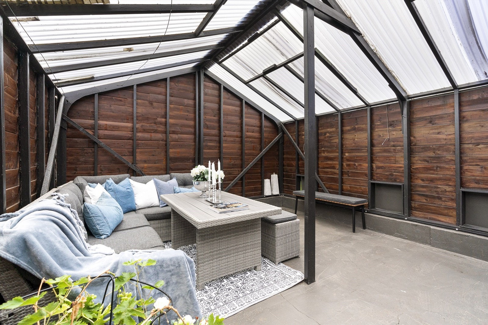 Hagestue. Galleribilde