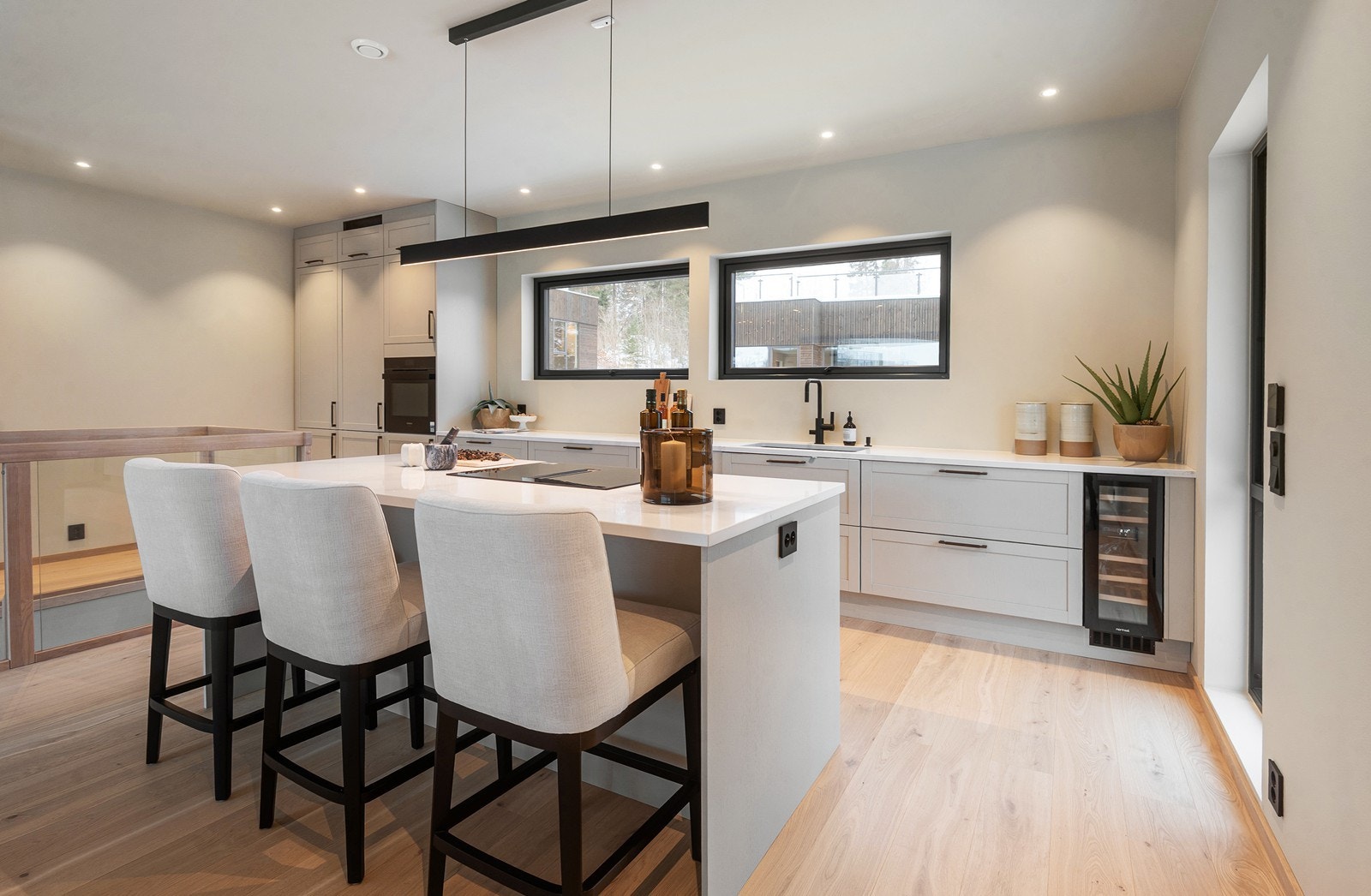 Kjøkkenet er en flott sosial sone i rommet Galleribilde