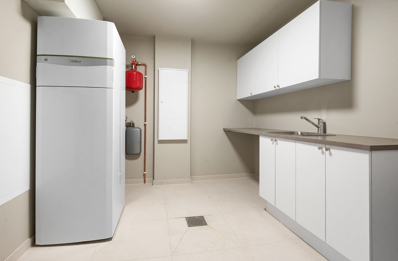 I kjelleren er det også et vaskerom / teknisk rom Galleribilde