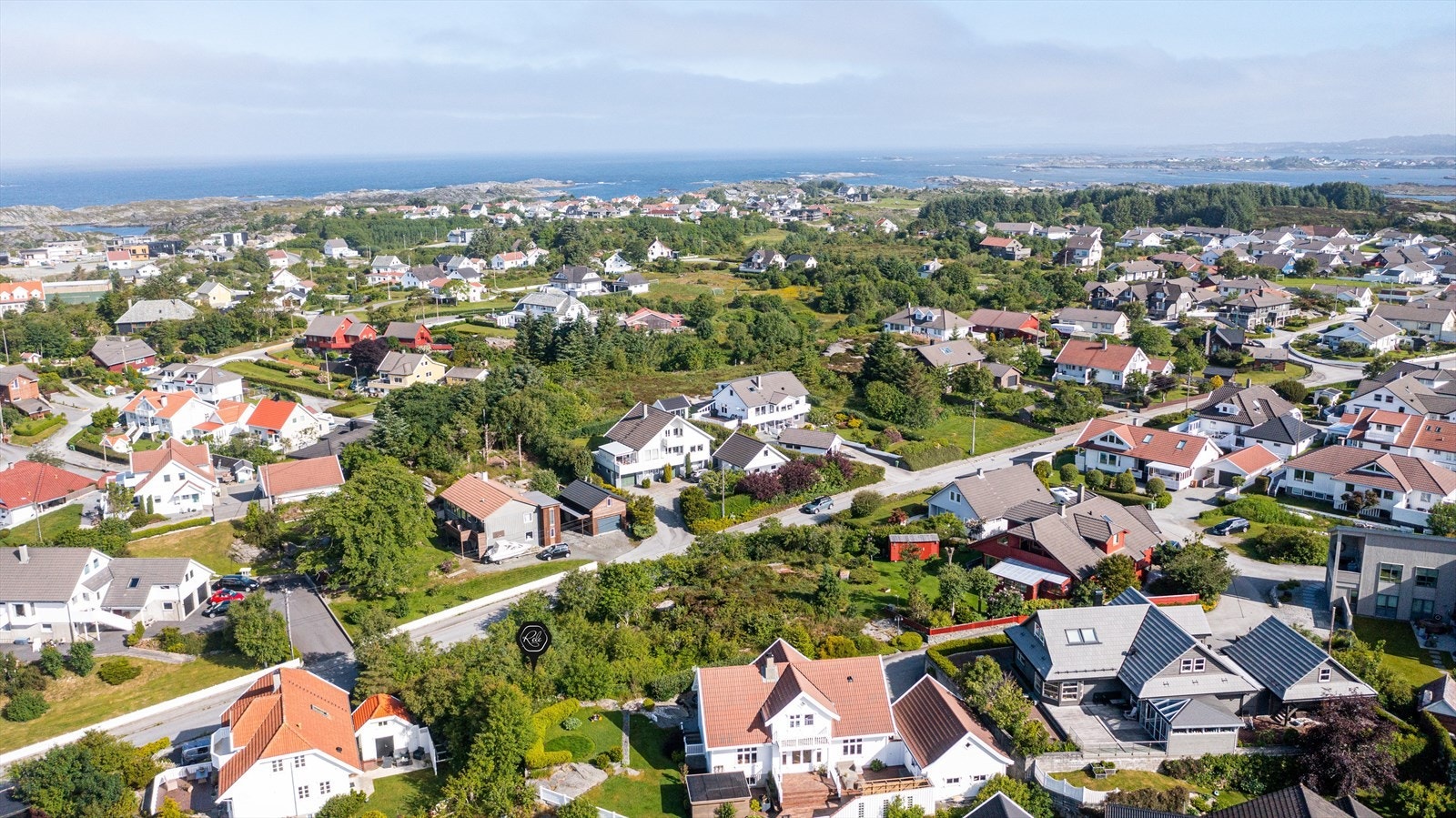 Tomten ligger i et rolig og barnevennlig område Galleribilde