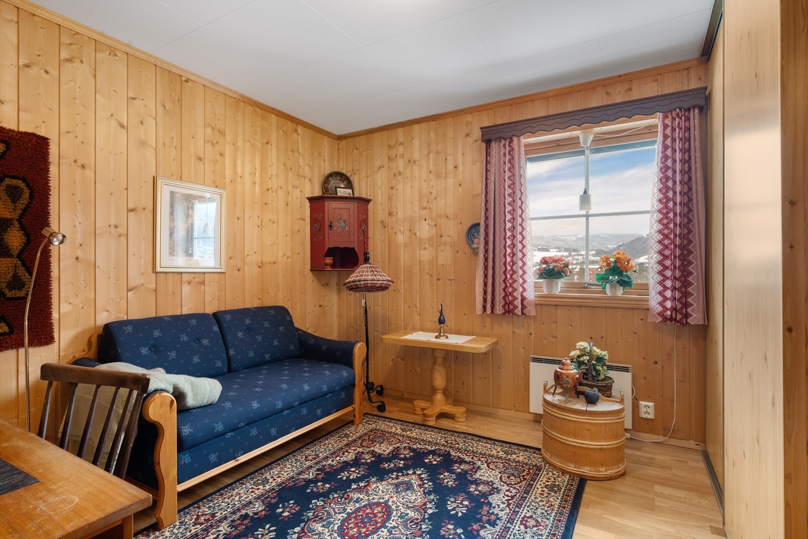 Soverom 2 - begge soverom har skyvedørsgarderobe. Galleribilde