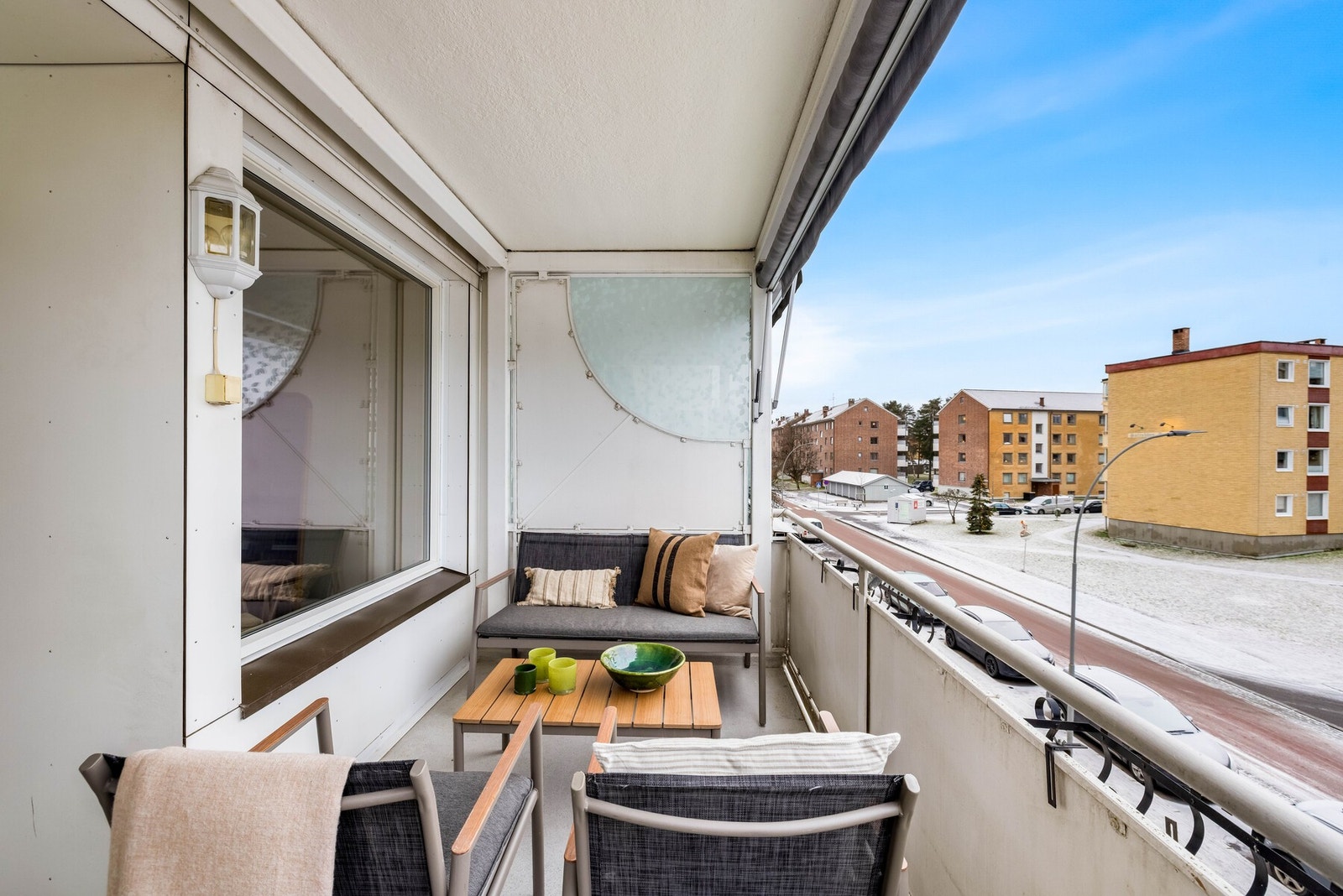 Balkongen er på ca 8 kvm. Galleribilde