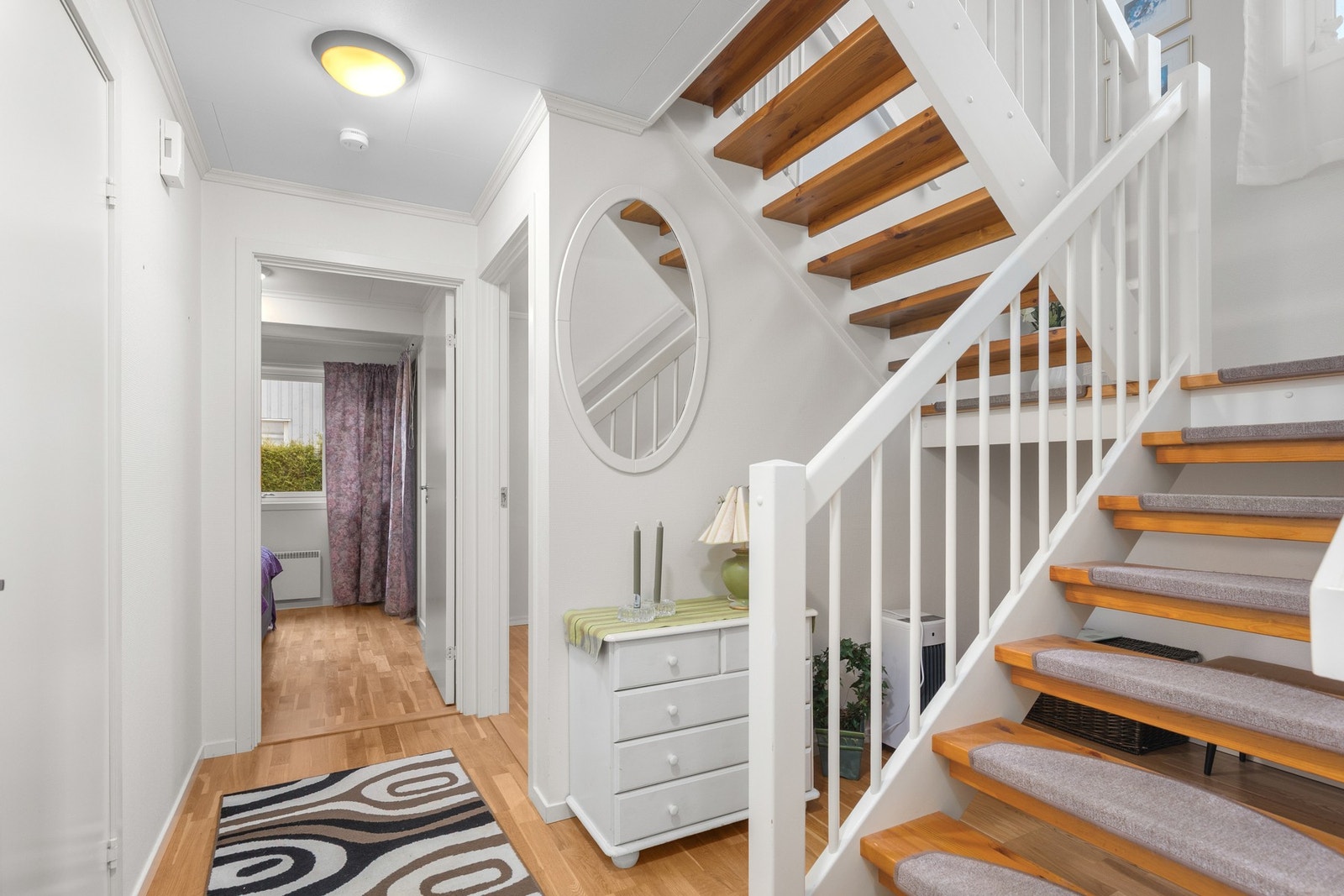 Lys gang på 8,5 kvm. Galleribilde