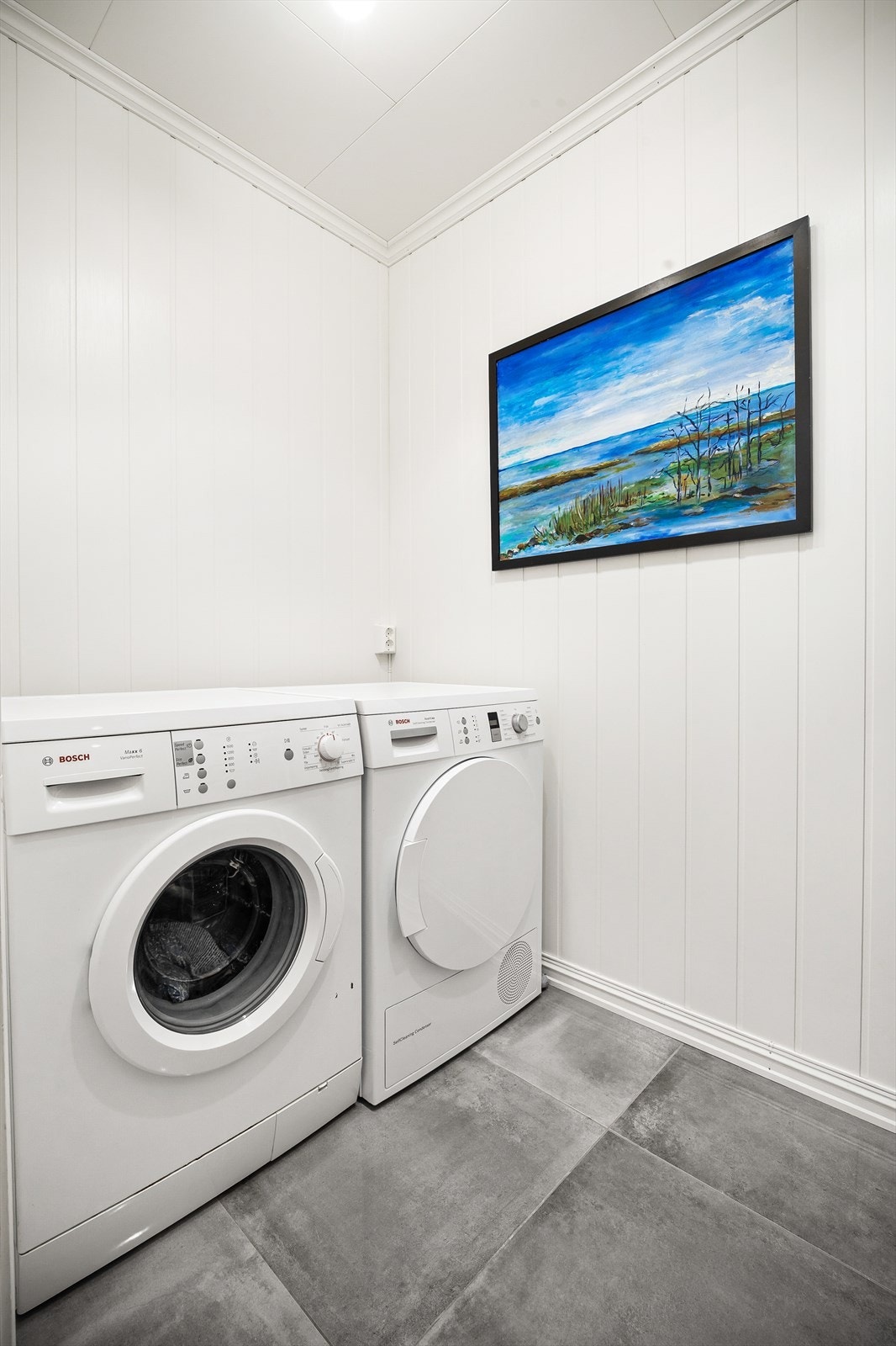 Innredet vaskerom i ca. 2020 - Rommet er opprinnelig byggemeldt som bod og tilfredsstiller ikke dagens krav til våtrom Galleribilde