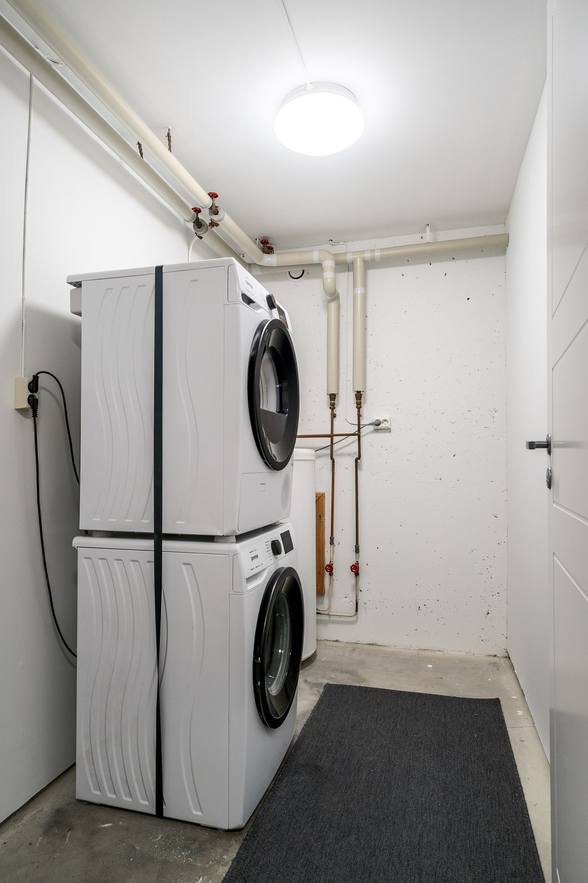 Praktisk eget vaskerom Galleribilde