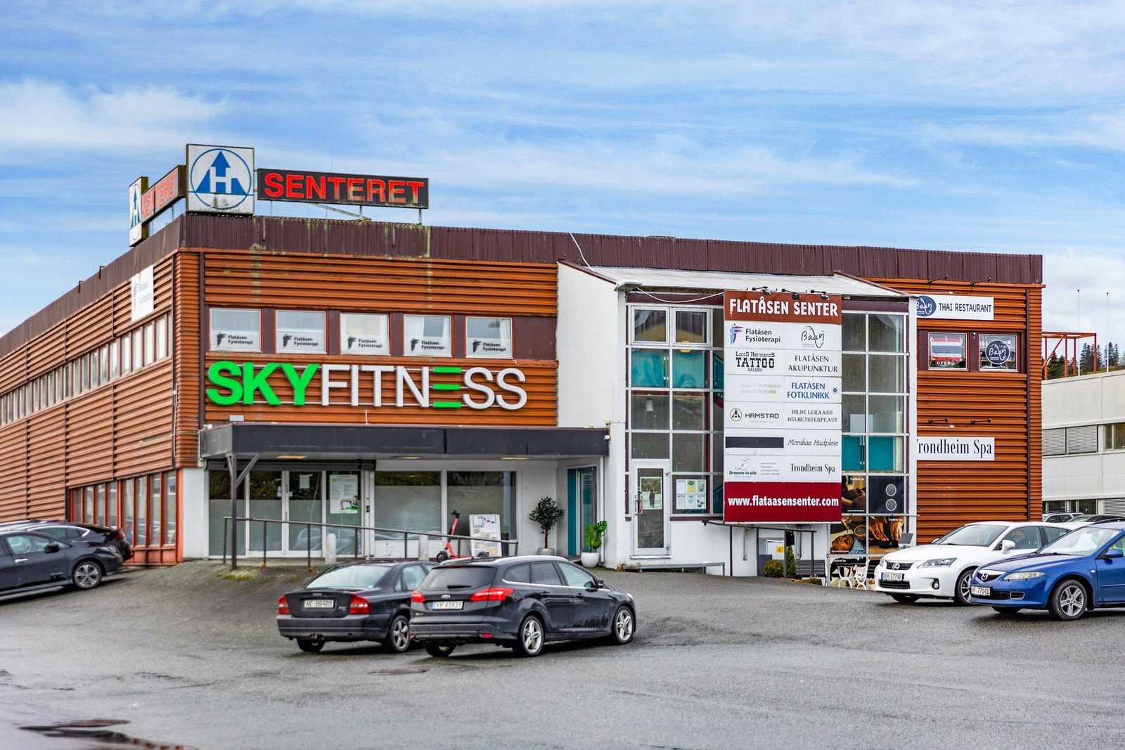 Flatåsen senter ligger også like ved Galleribilde