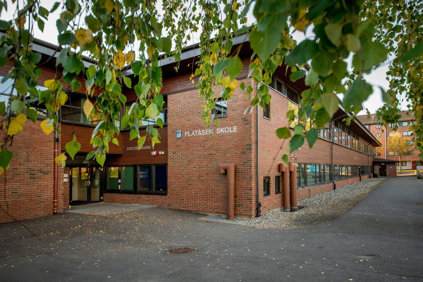 Kort vei til nærmeste skole. Flatåsen skole ligger ca. 650m fra boligen Galleribilde