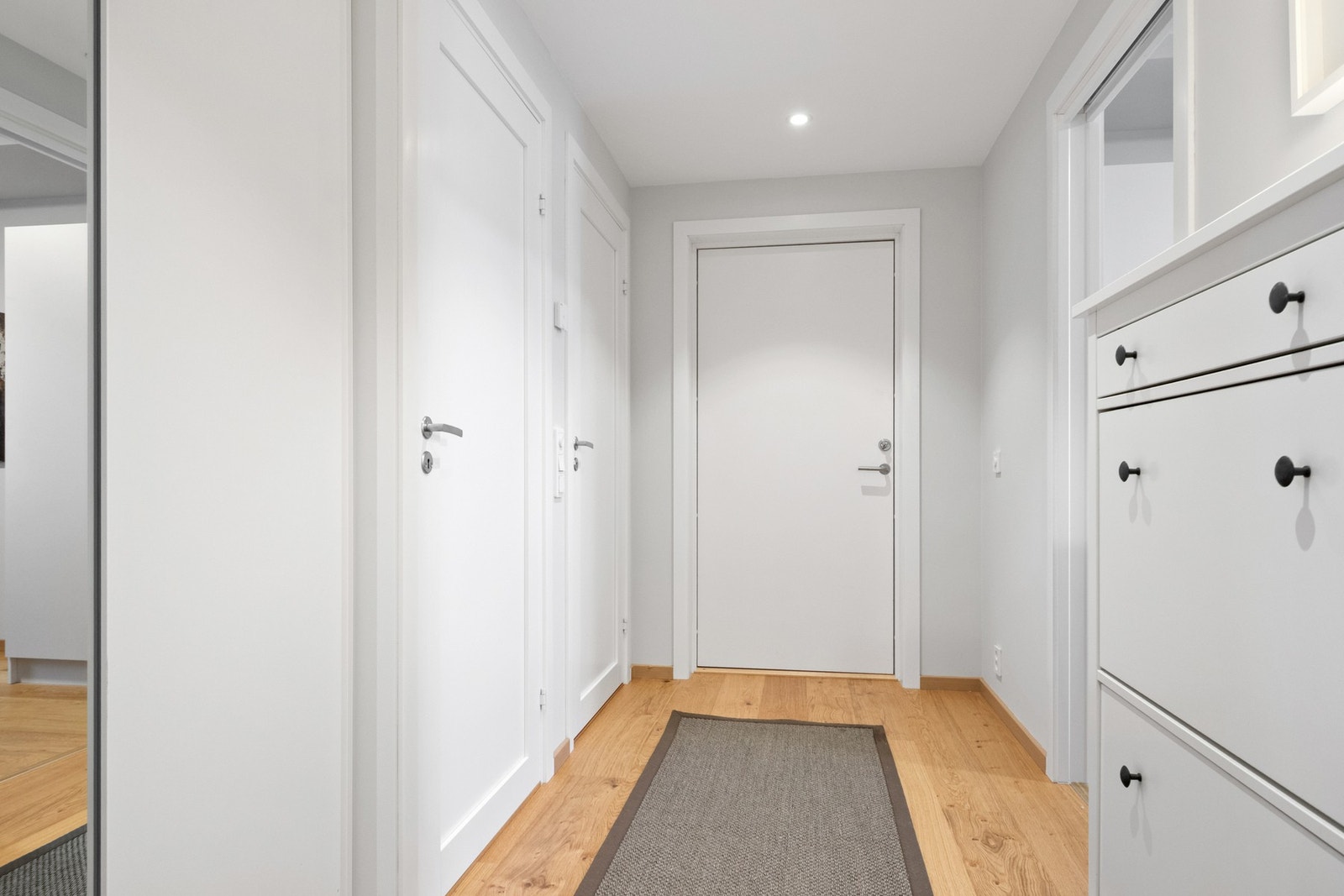 Lys og innbydende entré Galleribilde