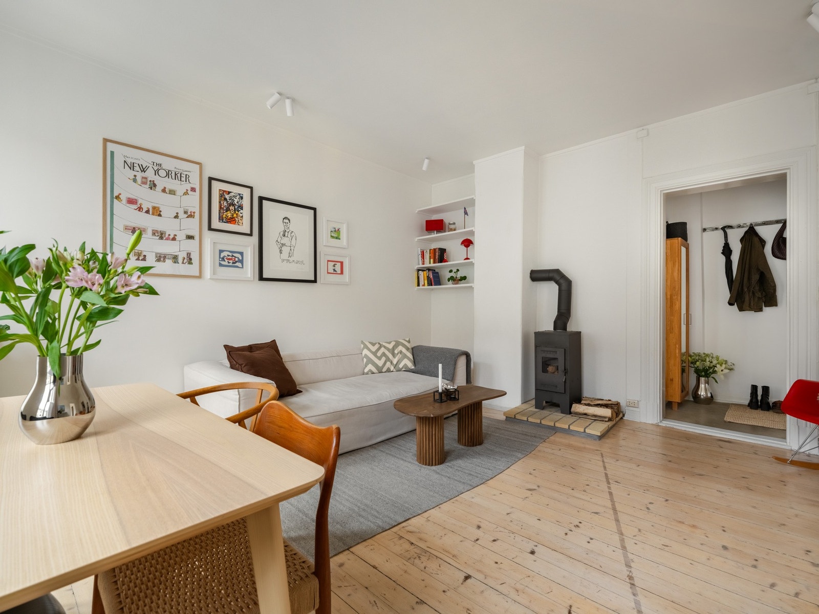 På vinterstid kommer du til å dra god nytte av den fine peisen. Galleribilde