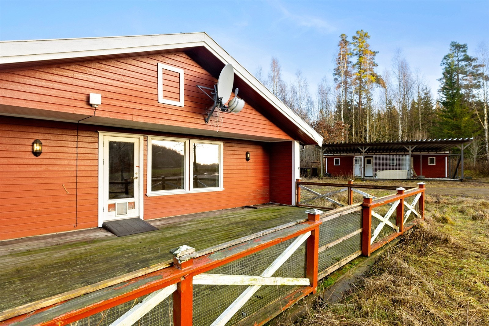 Fra stuen er det utgang til terrassen på 42 kvm. Galleribilde