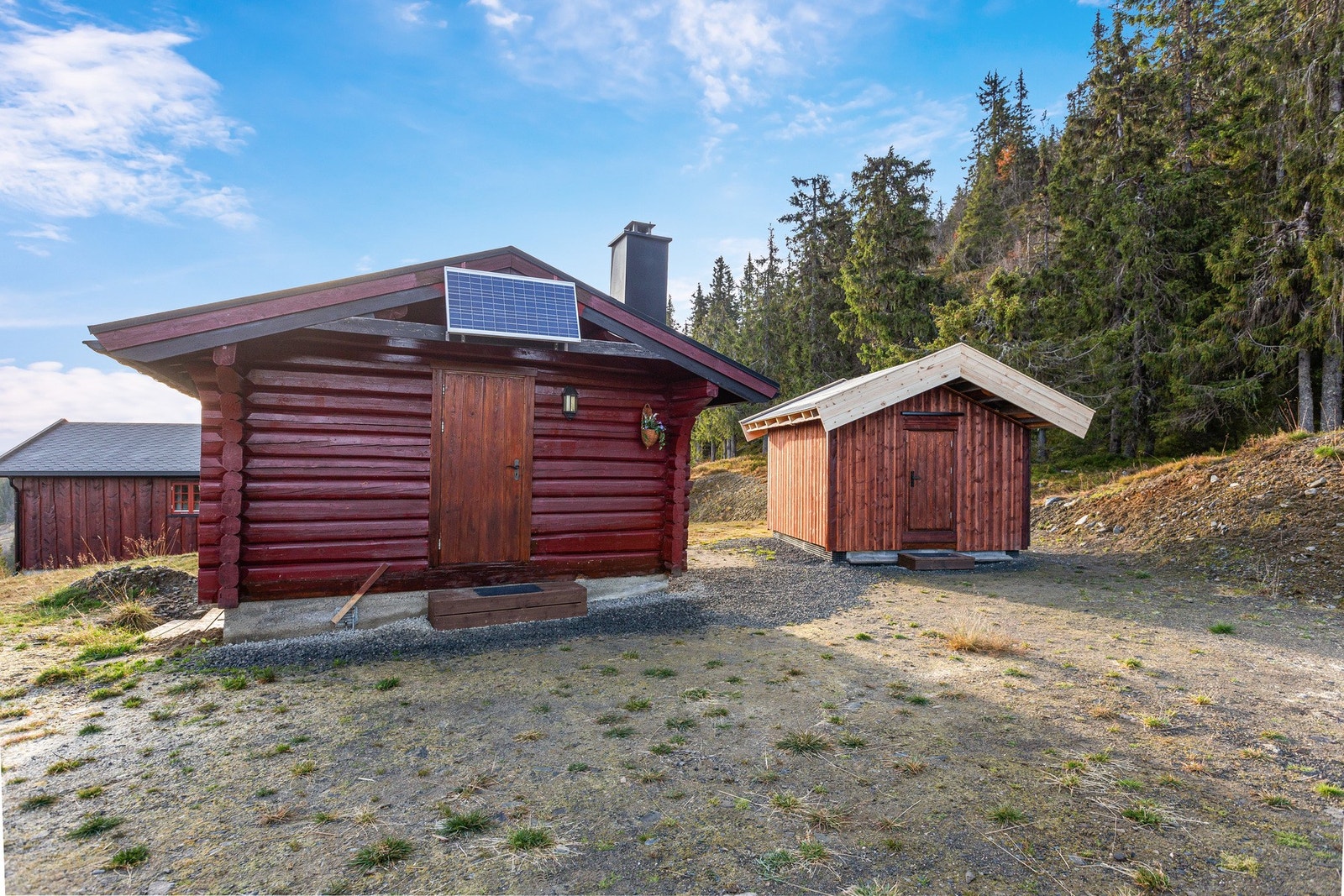 ca. 30 min til Fagernes, regionsenteret i Valdres. Galleribilde